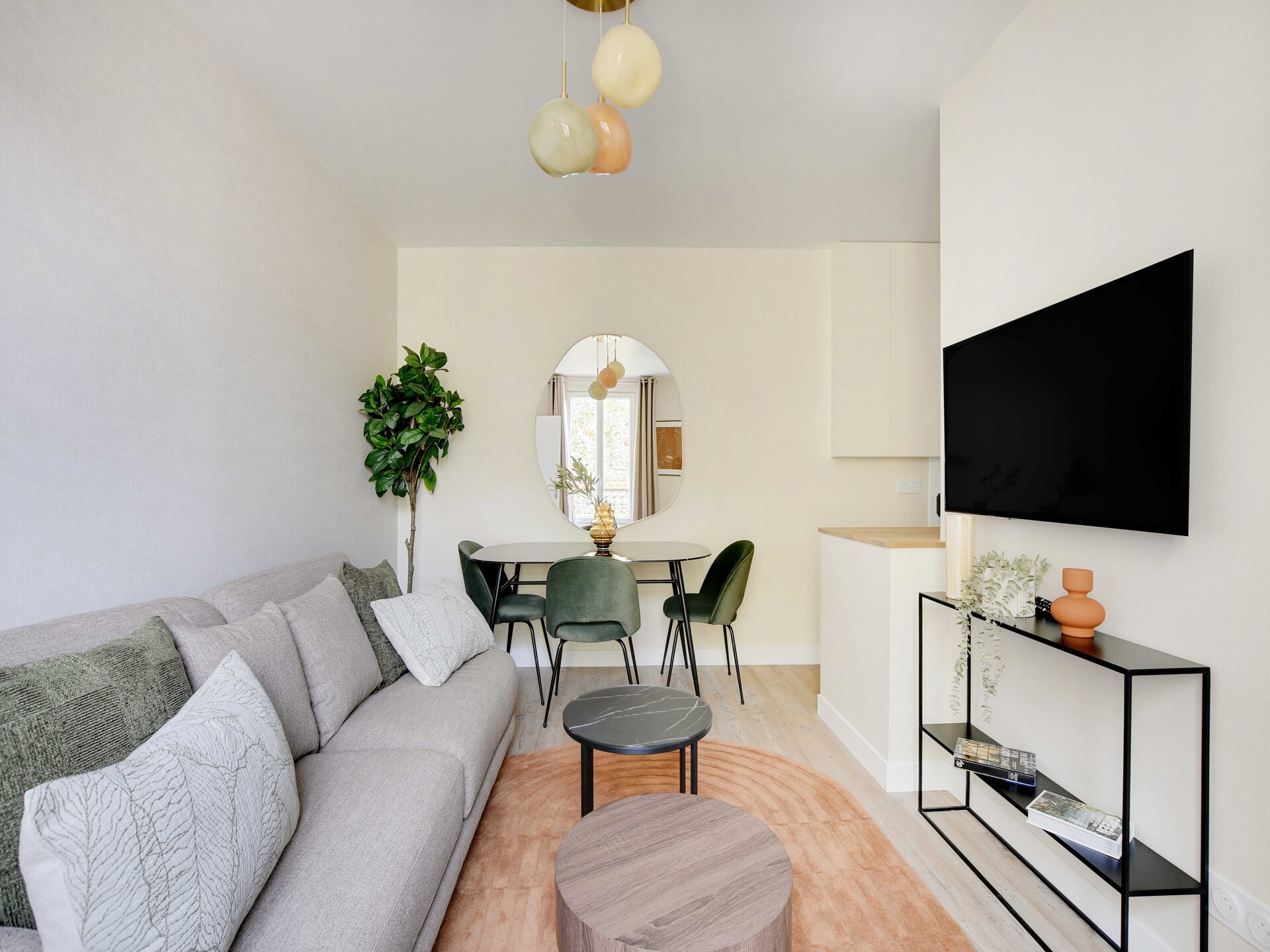 Licht appartement in Ivry-sur-Seine, op 2 minuten van metro naar Parijs - foto 6