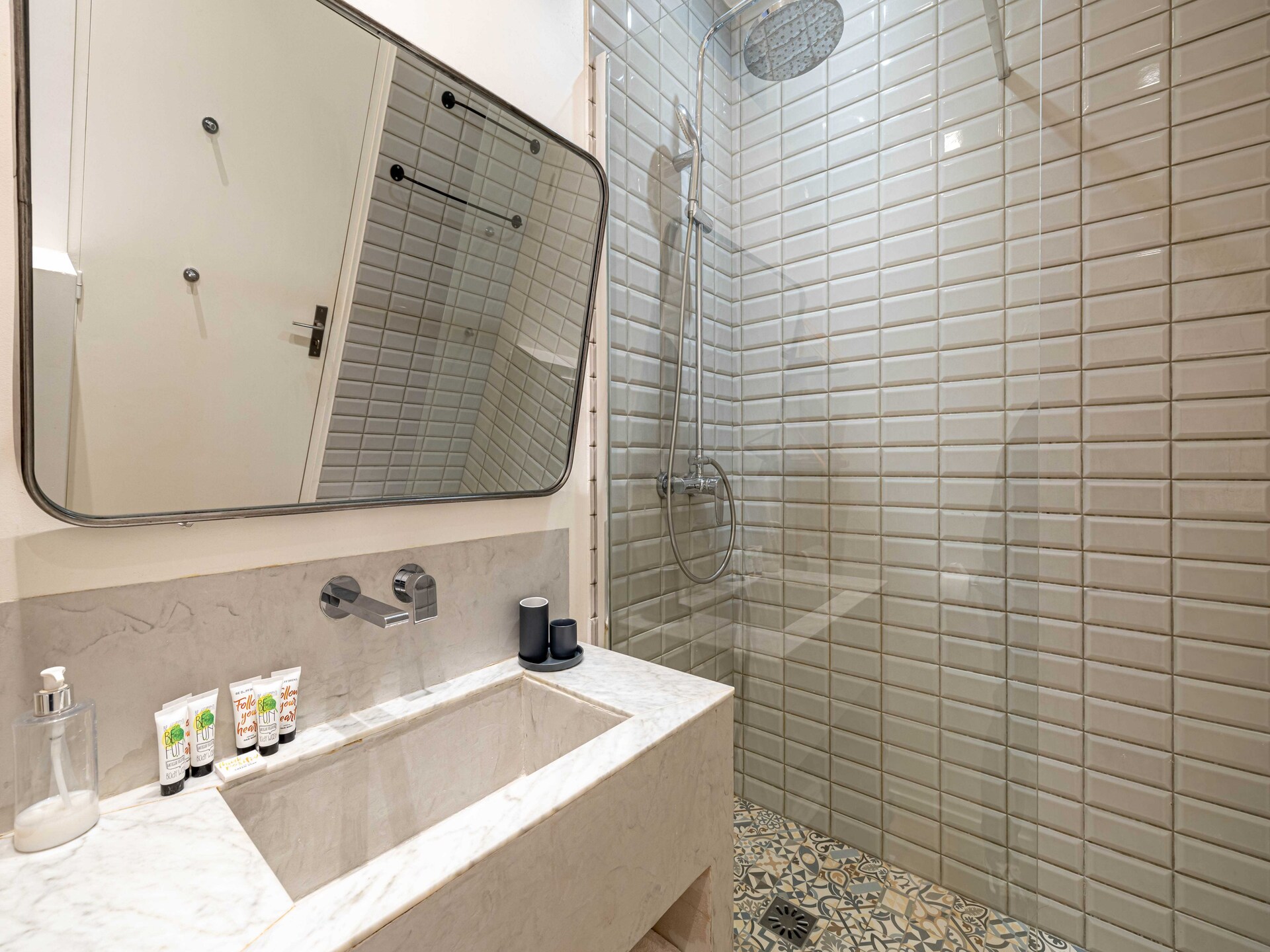 Licht appartement van 70m² met airco, vlakbij de Croisette in Cannes - foto 6