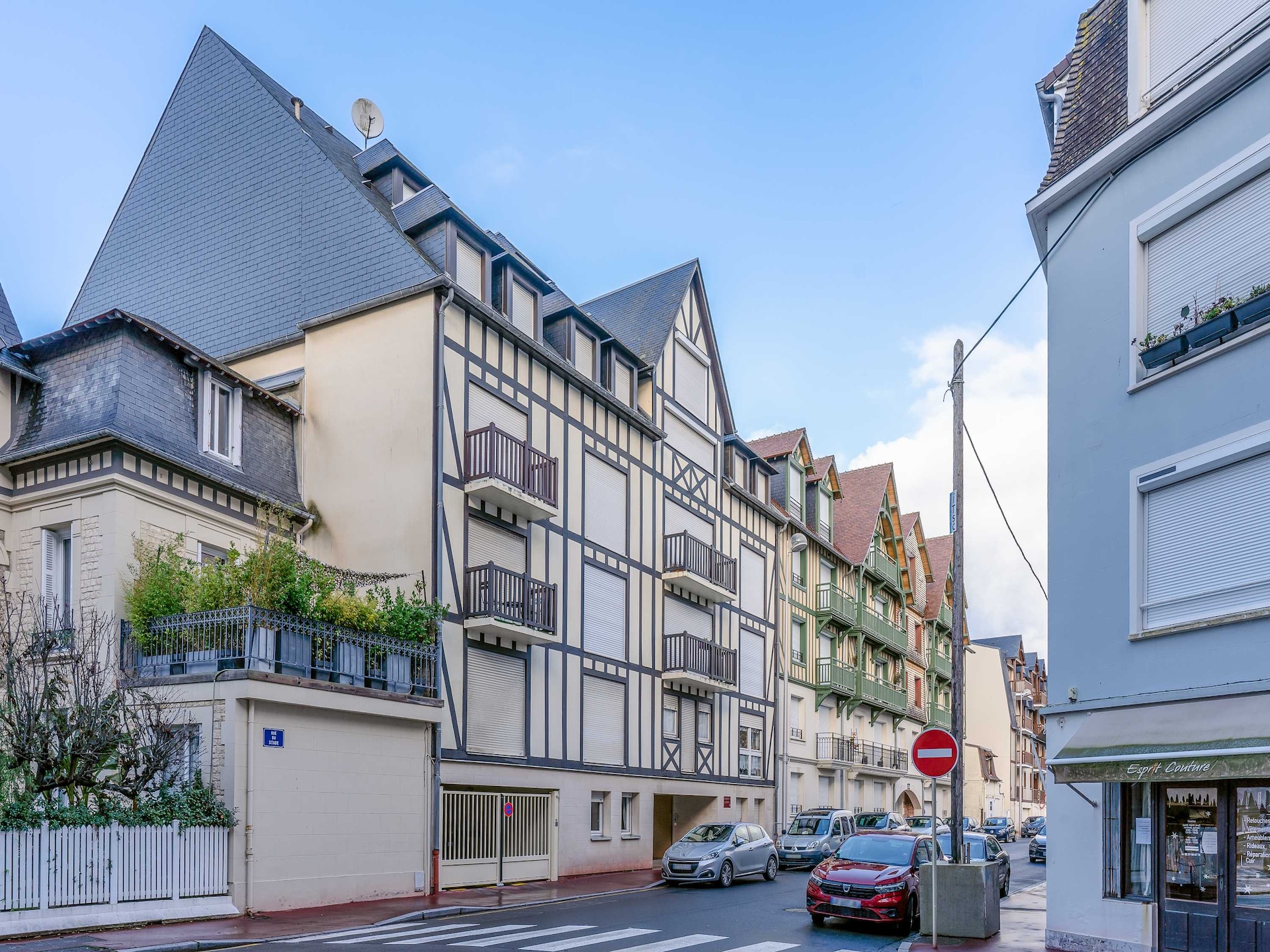 Stijlvol 2-kamerappartement in Deauville met privéparkeerplaats - foto 11