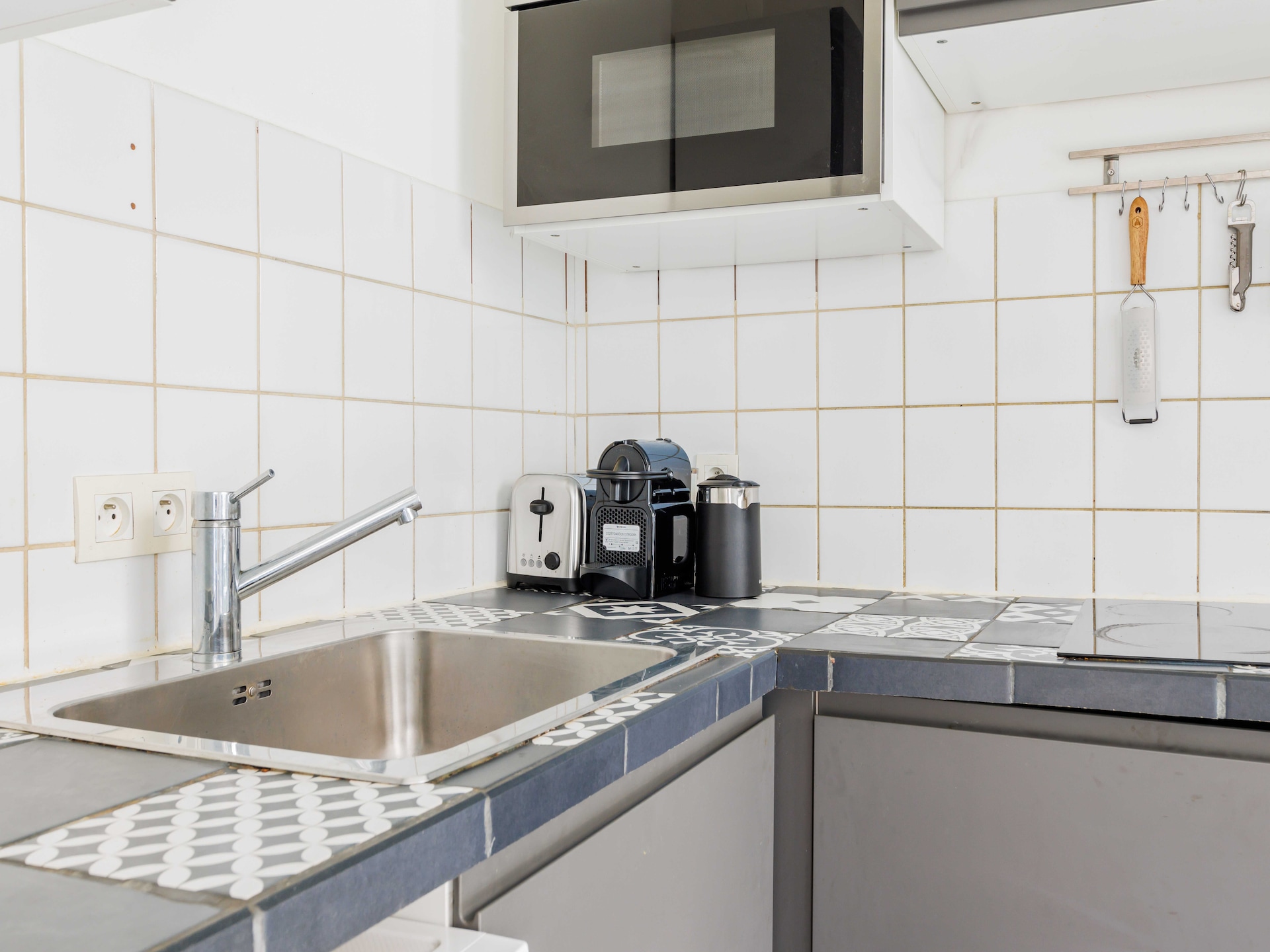 Licht appartement in Clichy met uitstekende metroverbinding naar hartje Parijs - foto 12