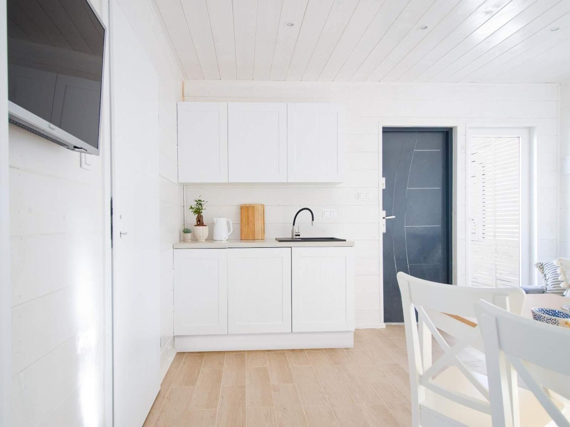 6-persoons vakantiehuis in Mielno met wellness en tuin - foto 5