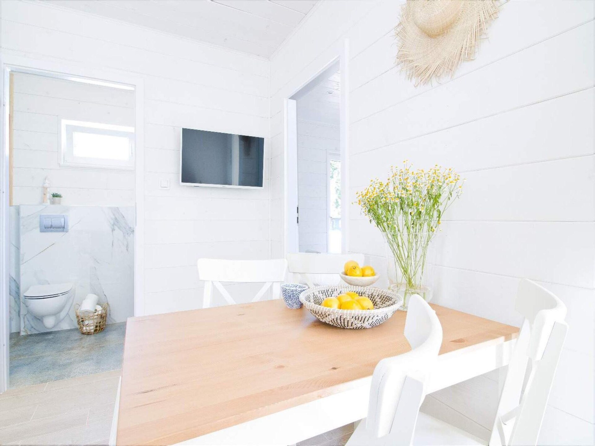6-persoons vakantiehuis in Mielno met wellness en tuin - foto 8