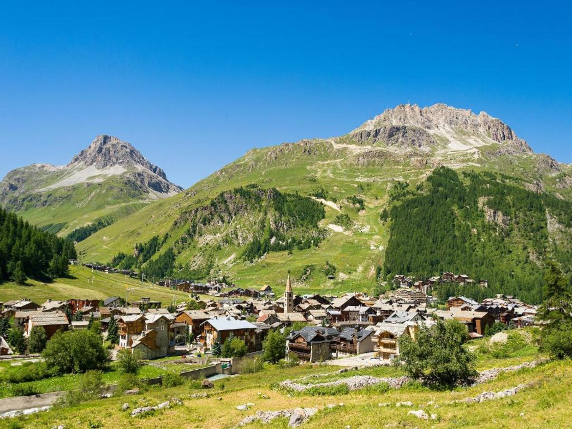 Chalet Davos: 10-persoons vrijstaand chalet op 20 meter van de piste in Val d'Isère - foto 20