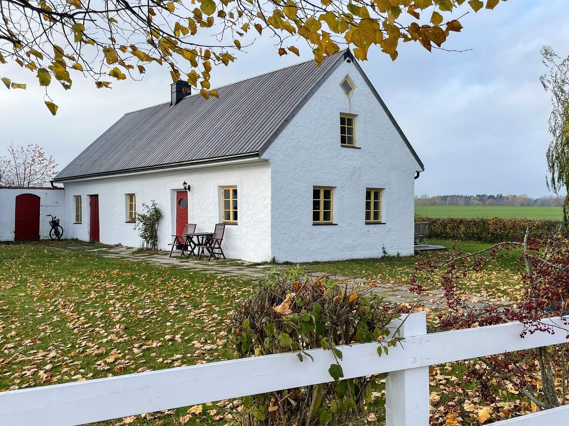 Authentiek 18e-eeuws stenen huis op biologische boerderij bij Tofta strand - foto 11