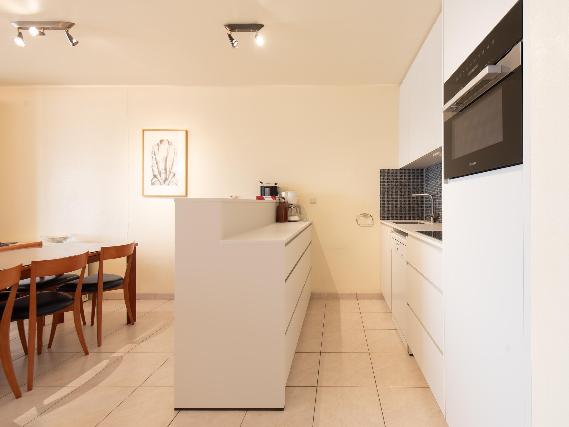 Zeezicht IX: 7e verdieping met panoramisch zeezicht en zwembad in Oostende - foto 14
