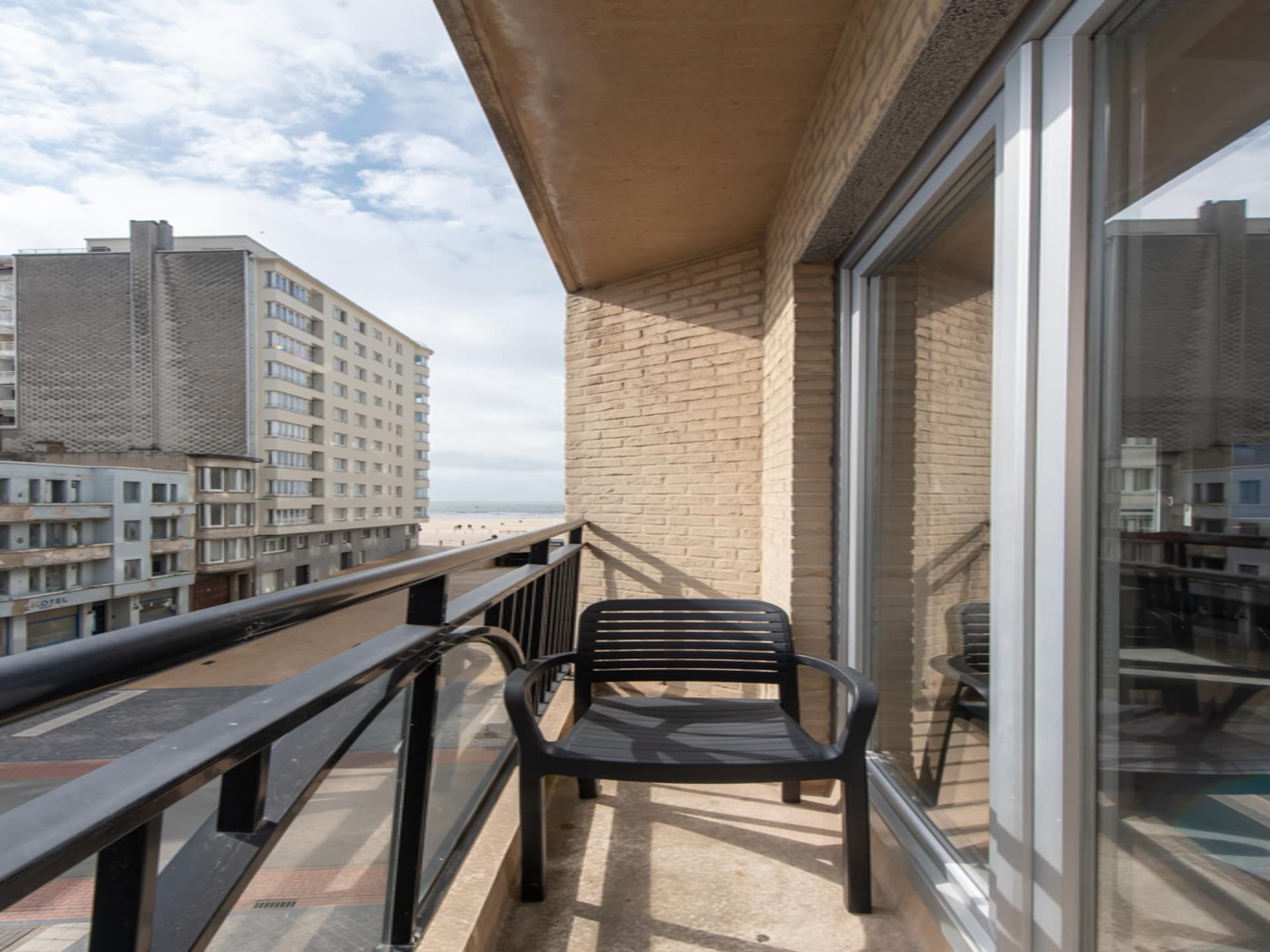 8-persoons appartement met balkon en garage in Oostende - foto 5