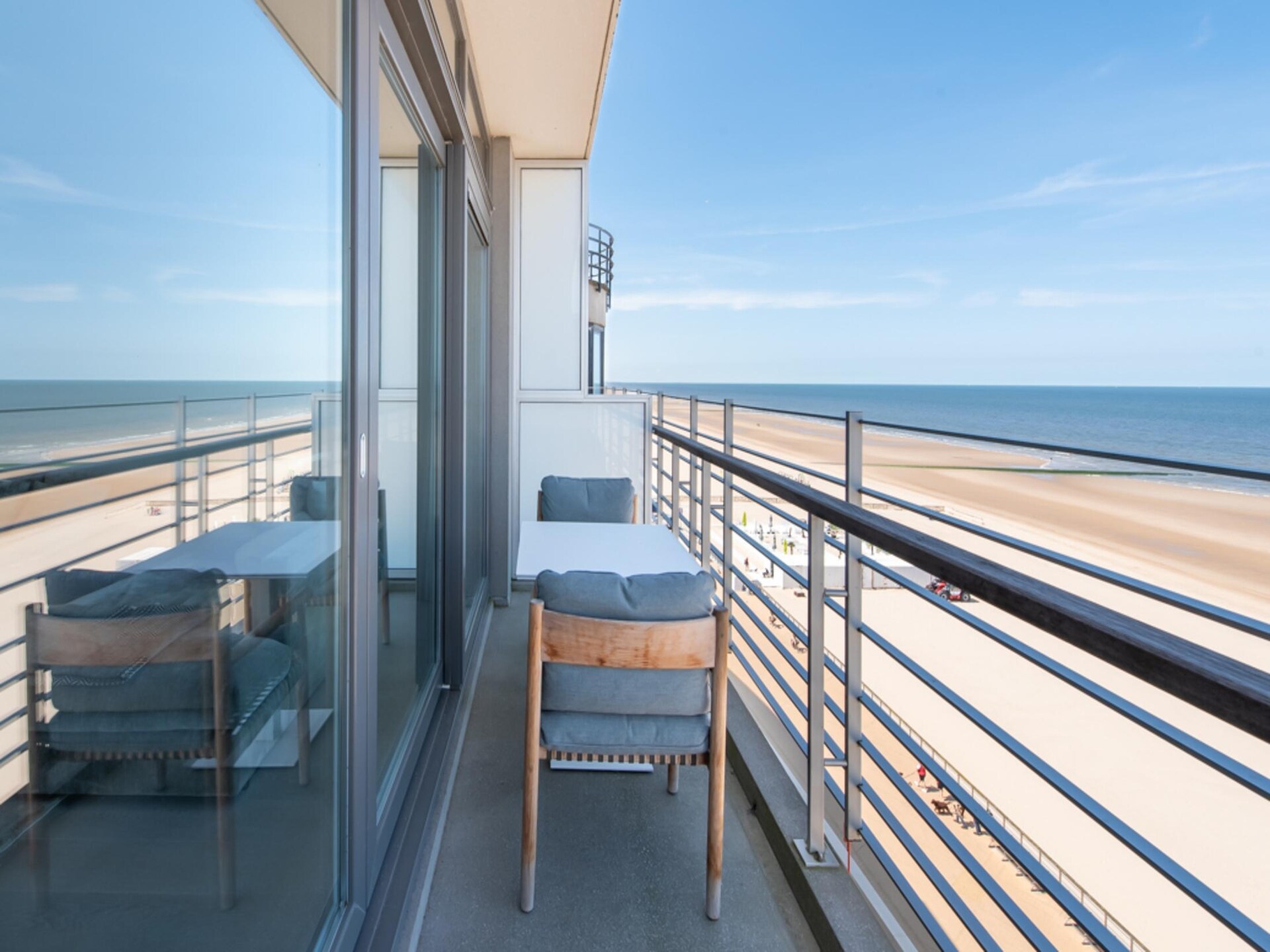 Duplex appartement met 4 terrassen en zeezicht in Oostende - foto 34