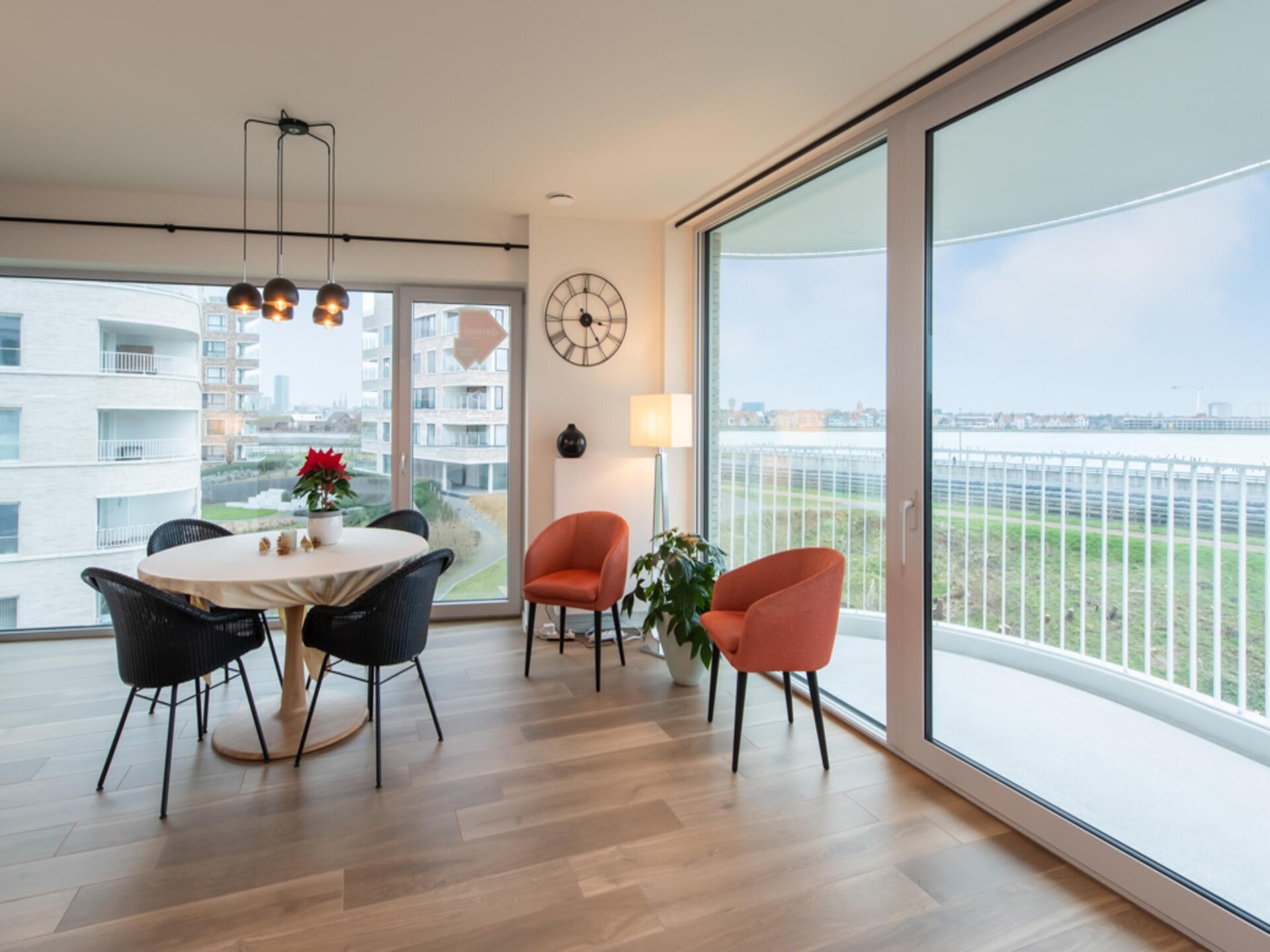 Modern appartement in Bredene met uniek uitzicht op de Spuikom - foto 11