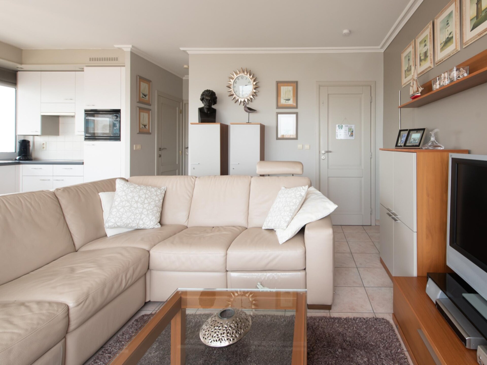 Zonnig appartement met zeezicht en terras aan de jachthaven van Oostende - foto 1