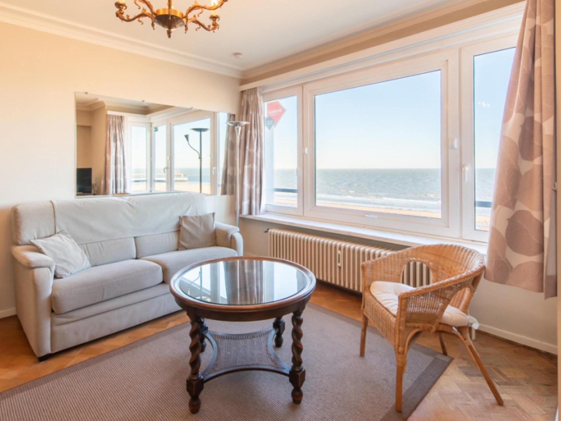 Frontaal zeezicht appartement Marly in Oostende, vlakbij casino en centrum - foto 1
