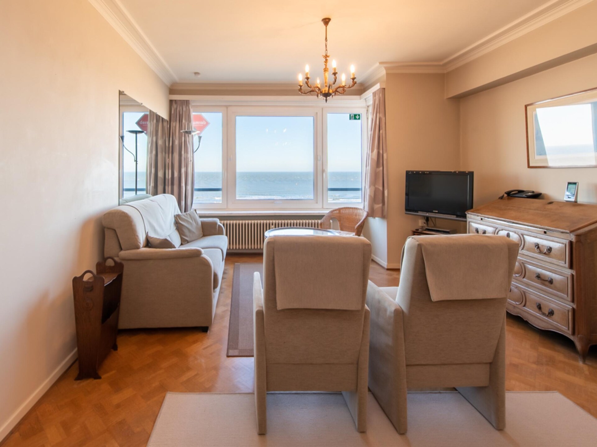 Frontaal zeezicht appartement Marly in Oostende, vlakbij casino en centrum - foto 7
