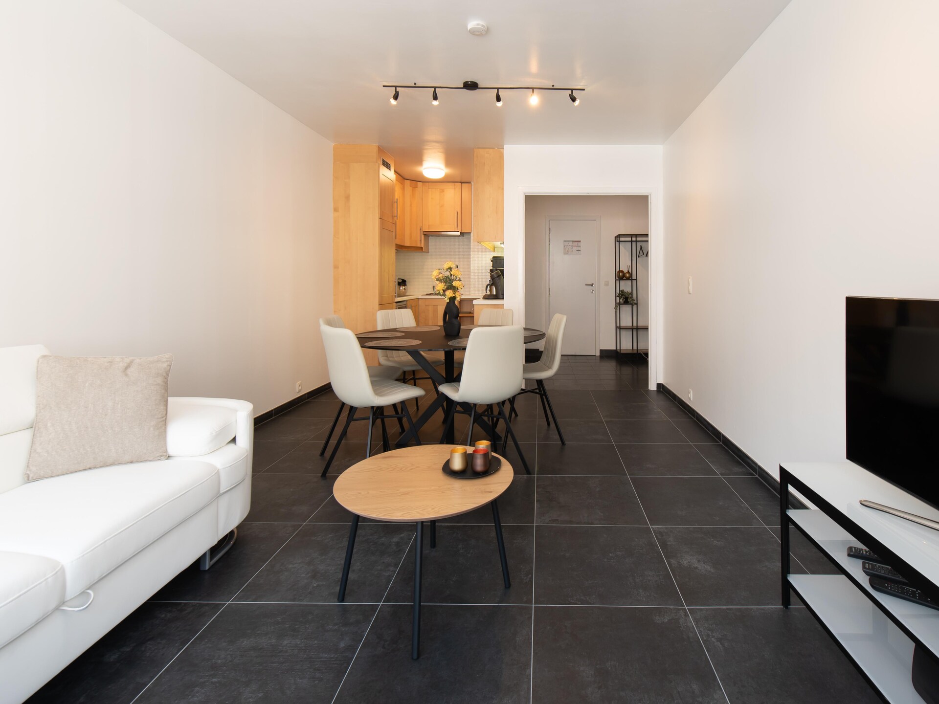 Modern appartement in hartje Oostende met parking en terras - foto 7
