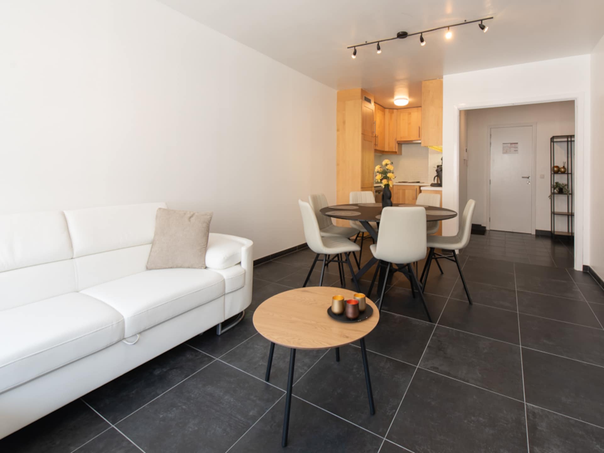Modern appartement in hartje Oostende met parking en terras - foto 30