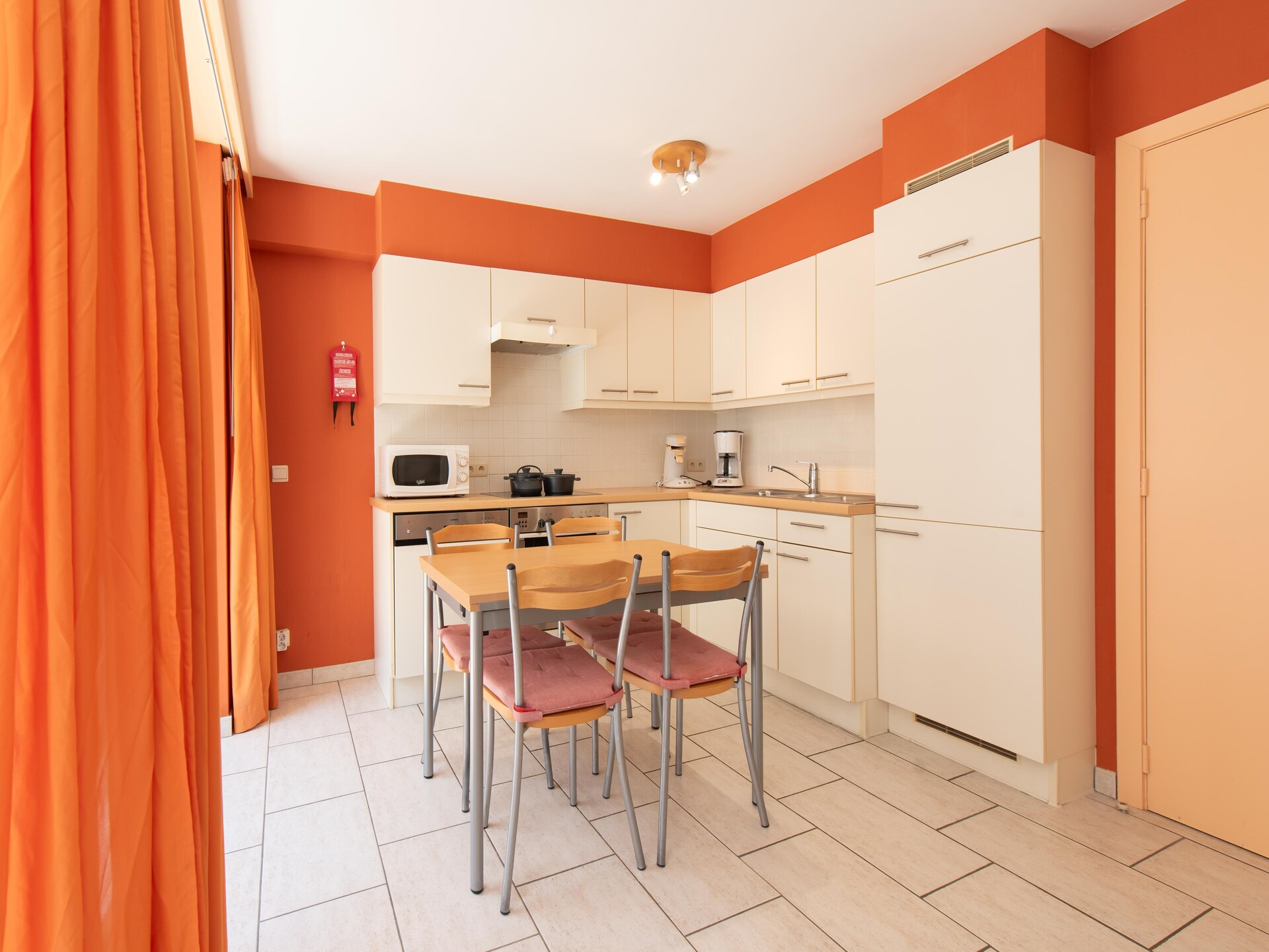 Zonnig appartement in Oostende met zeezicht, vlakbij strand en centrum - foto 14