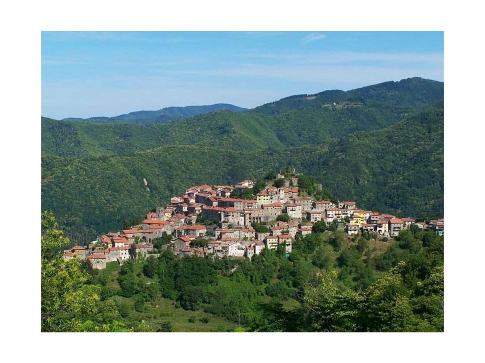 Authentiek vakantiehuis met privézwembad en bergzicht in Montefegatesi - foto 14