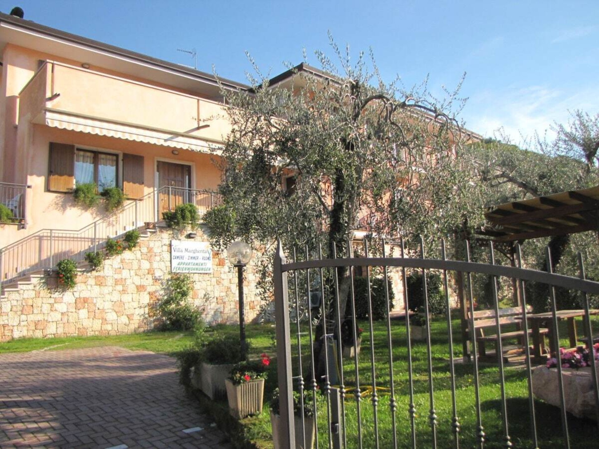 Gezellig appartement met balkon en bergzicht in Brenzone aan het Gardameer - foto 3