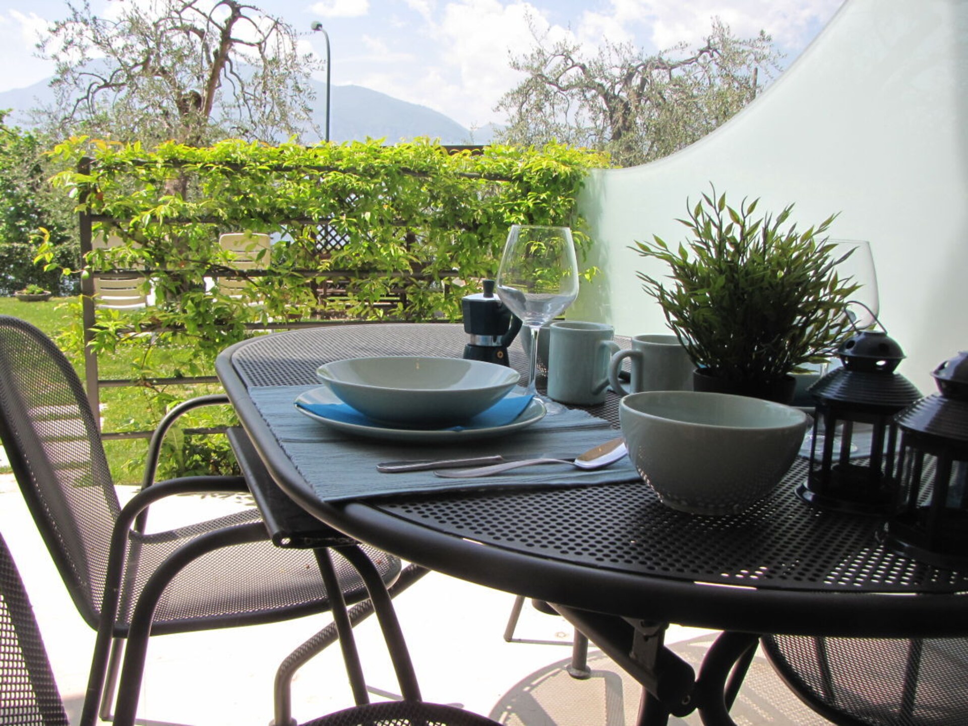 Romantisch appartement aan het Gardameer met spectaculair uitzicht - foto 11