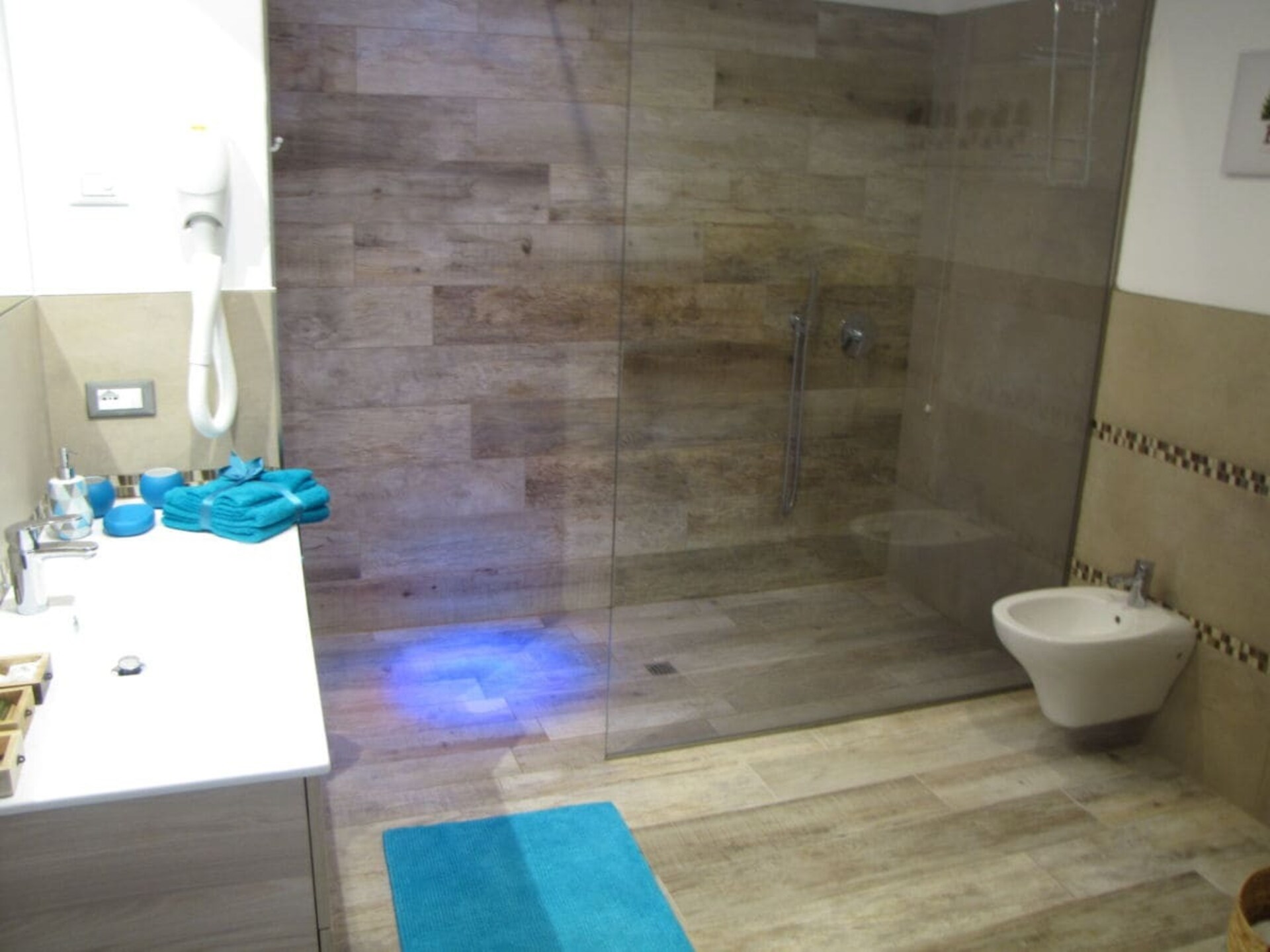 Romantisch appartement aan het Gardameer met spectaculair uitzicht - foto 24