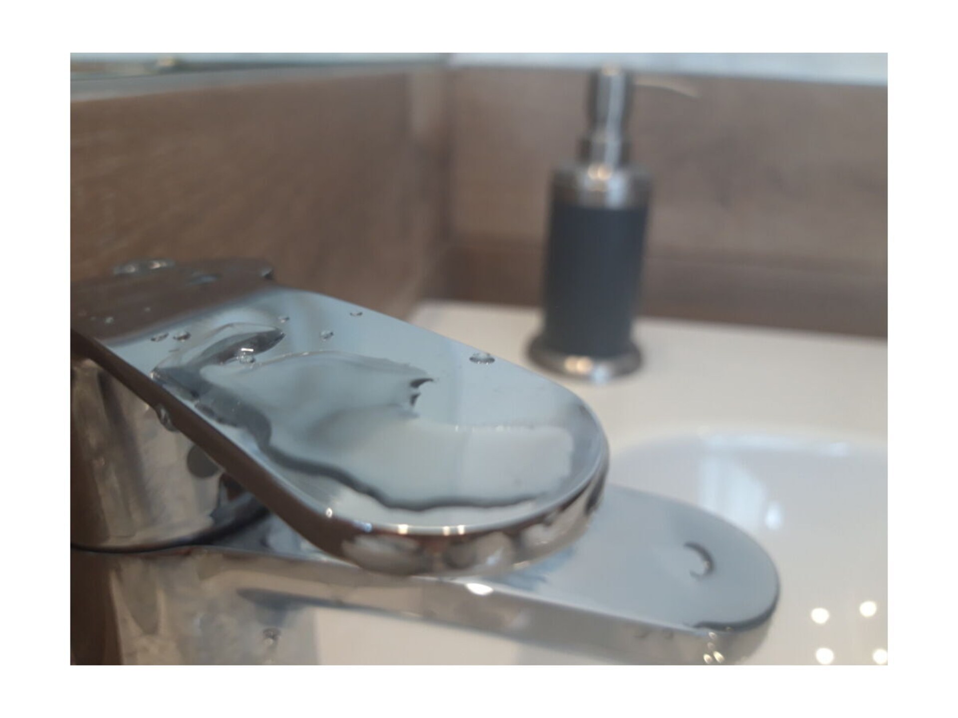 Studio aan het Gardameer met zwembad, hot tub & privéstrand - foto 28