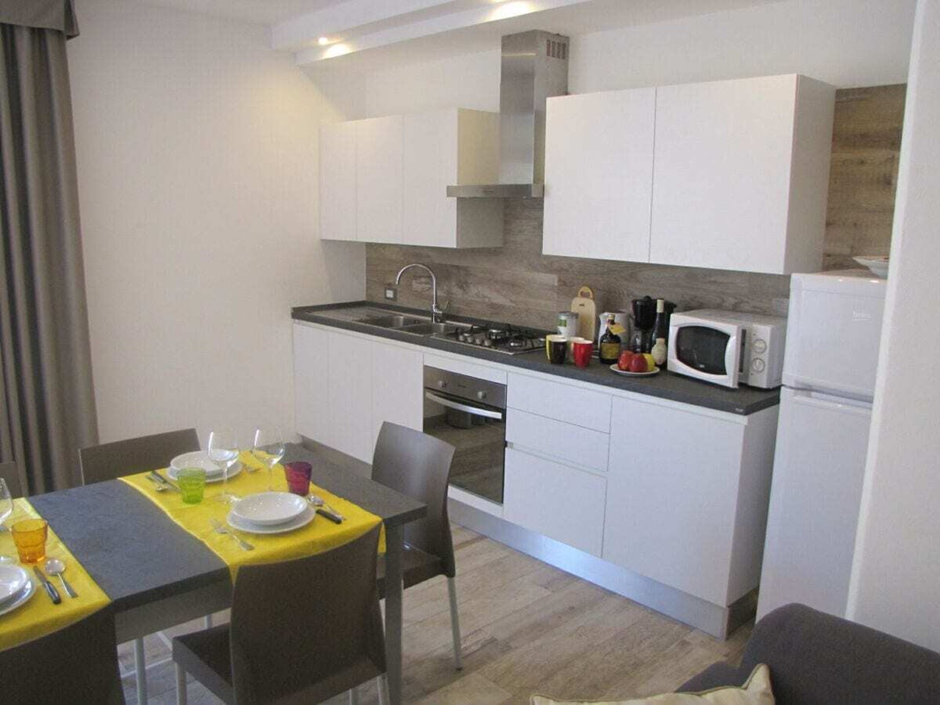 Knus appartement aan het Gardameer met airco, op 1 km van het centrum - foto 11