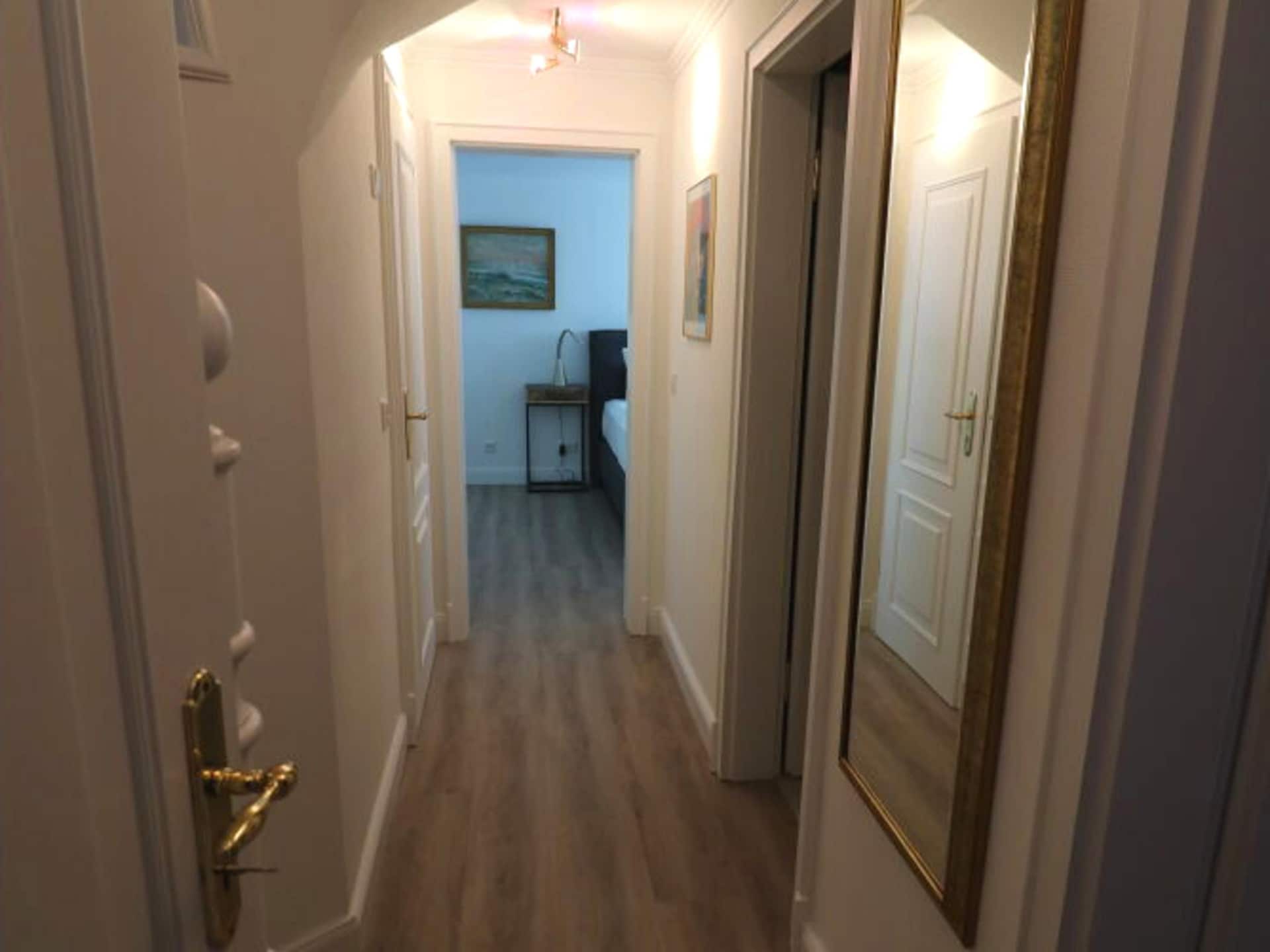 Stijlvol gerenoveerd 4-kamerappartement met zuidterras in Wenningstedt - foto 12