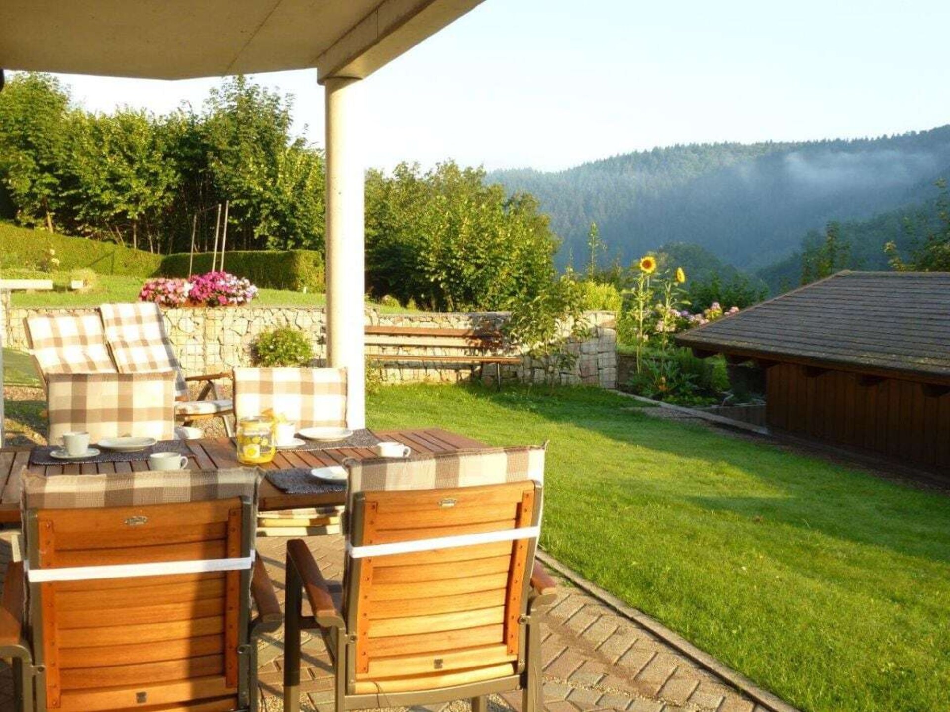Modern appartement met overdekt terras en ligweide nabij Bad Peterstal - foto 3