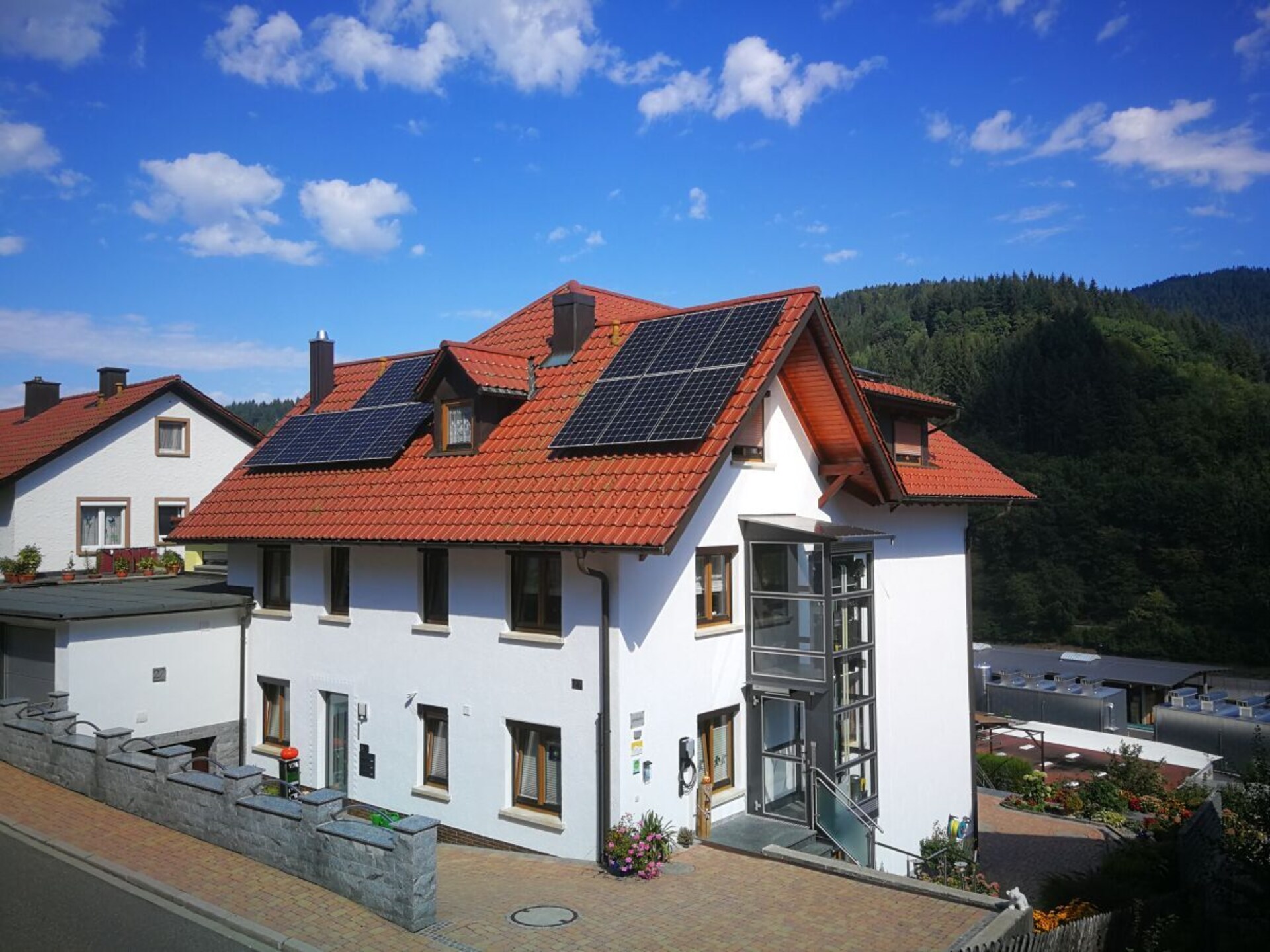 Modern appartement met overdekt terras en ligweide nabij Bad Peterstal - foto 9