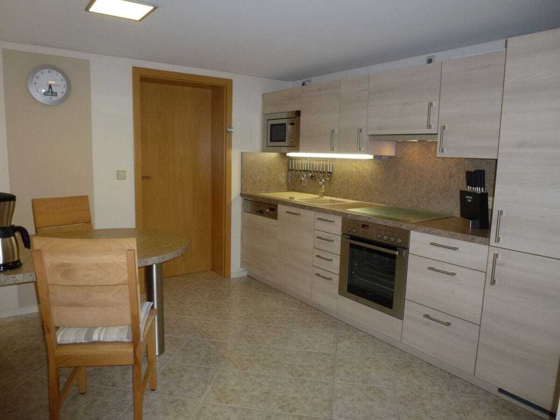 Modern appartement met overdekt terras en ligweide nabij Bad Peterstal - foto 15