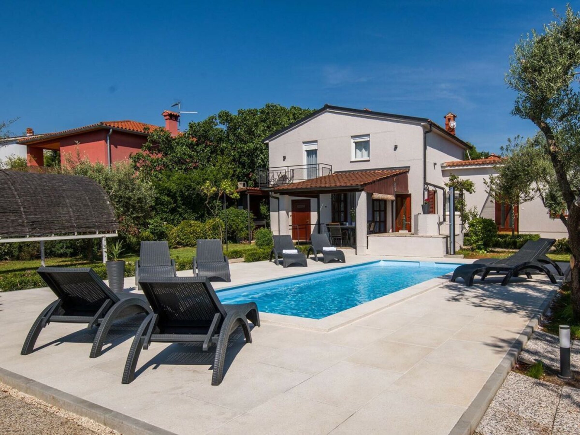 Villa Grace Felice: Ruime villa met privézwembad voor 8 personen in Valbandon - foto 38