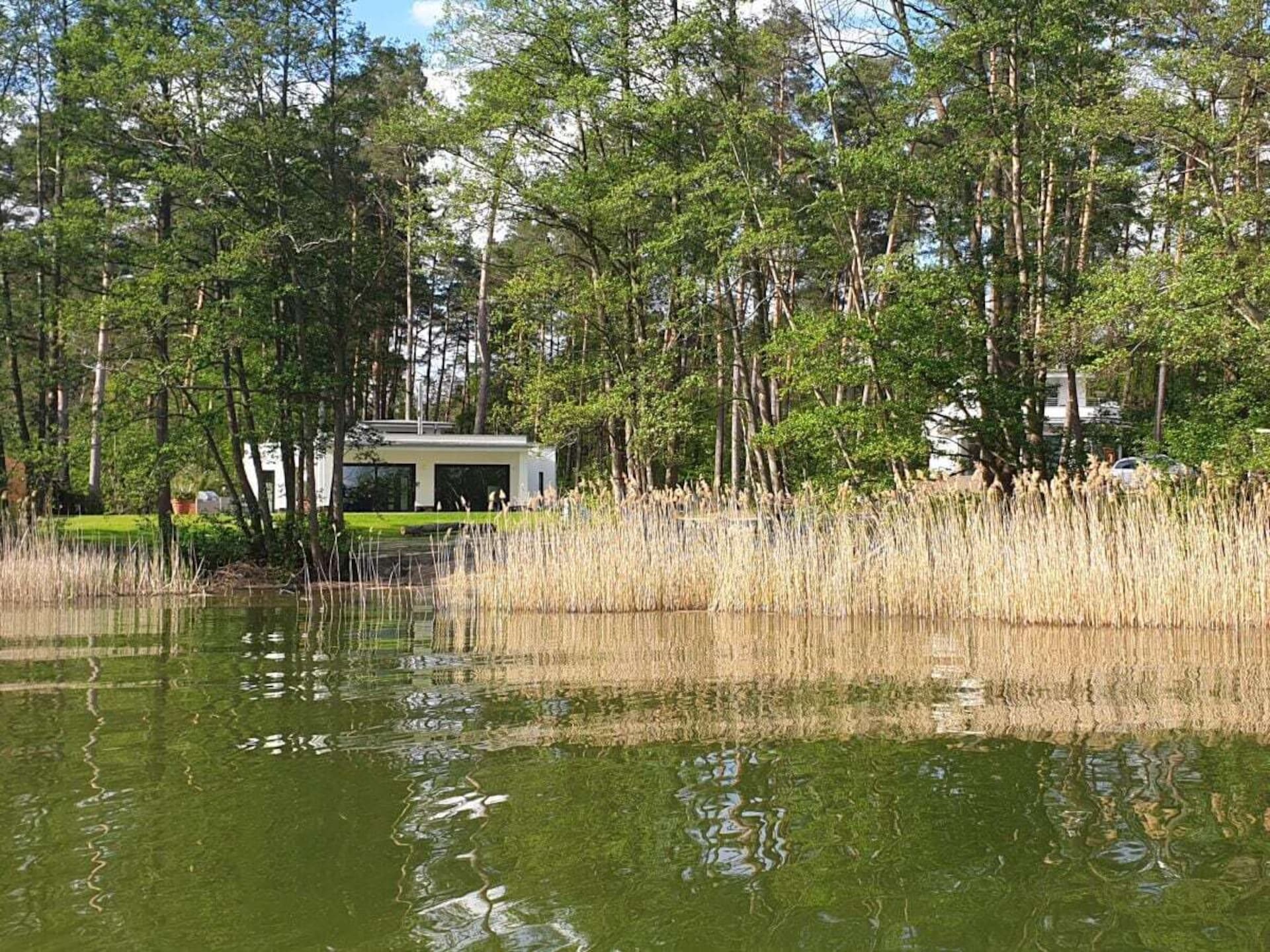 Luxe villa aan Großer Lychen-meer met privé sauna en waterrecreatie - foto 5