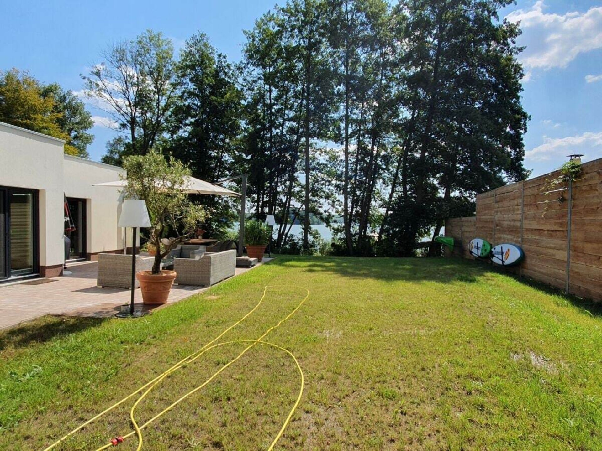 Luxe villa aan Großer Lychen-meer met privé sauna en waterrecreatie - foto 13