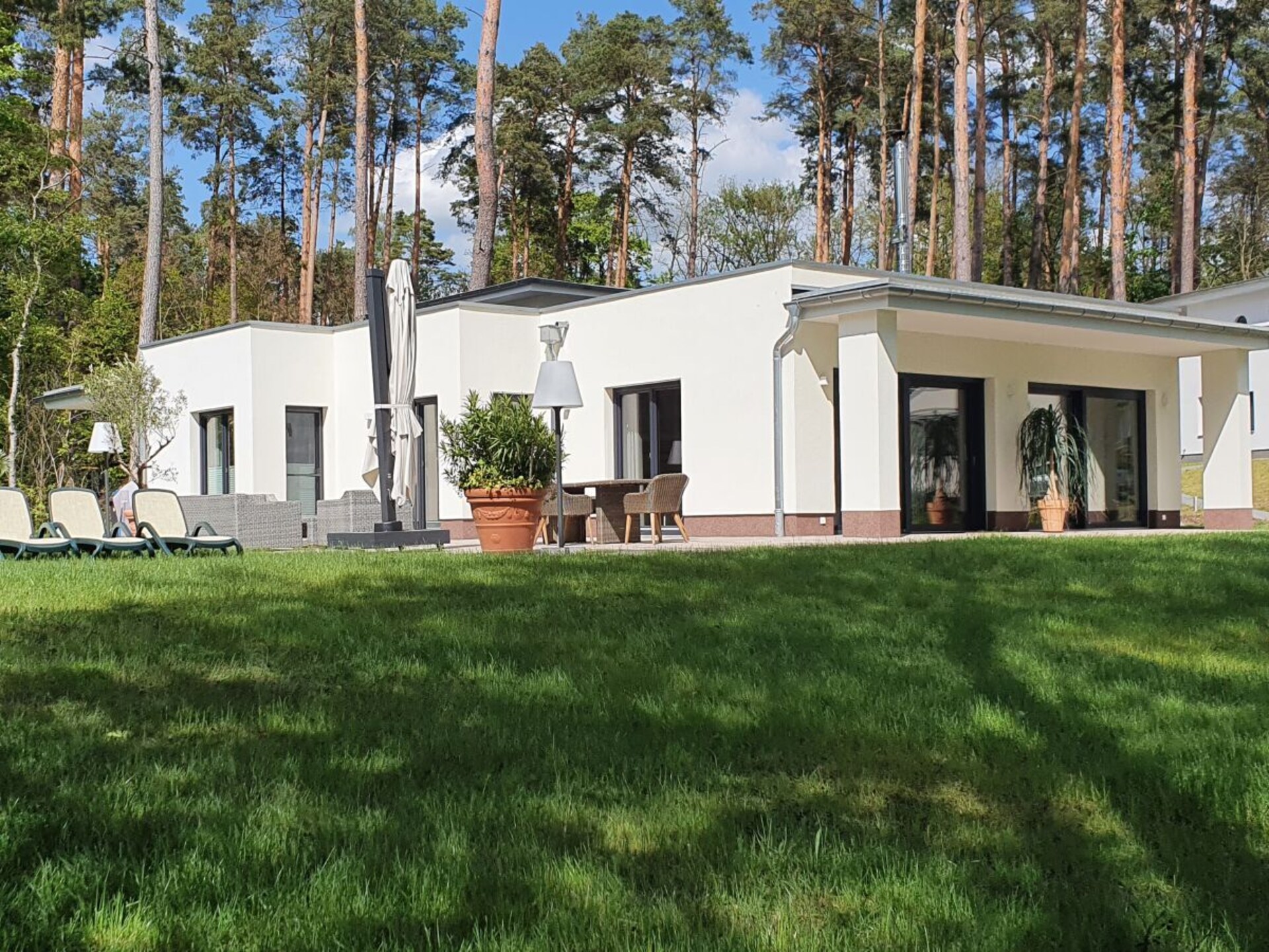Luxe villa aan Großer Lychen-meer met privé sauna en waterrecreatie - foto 14
