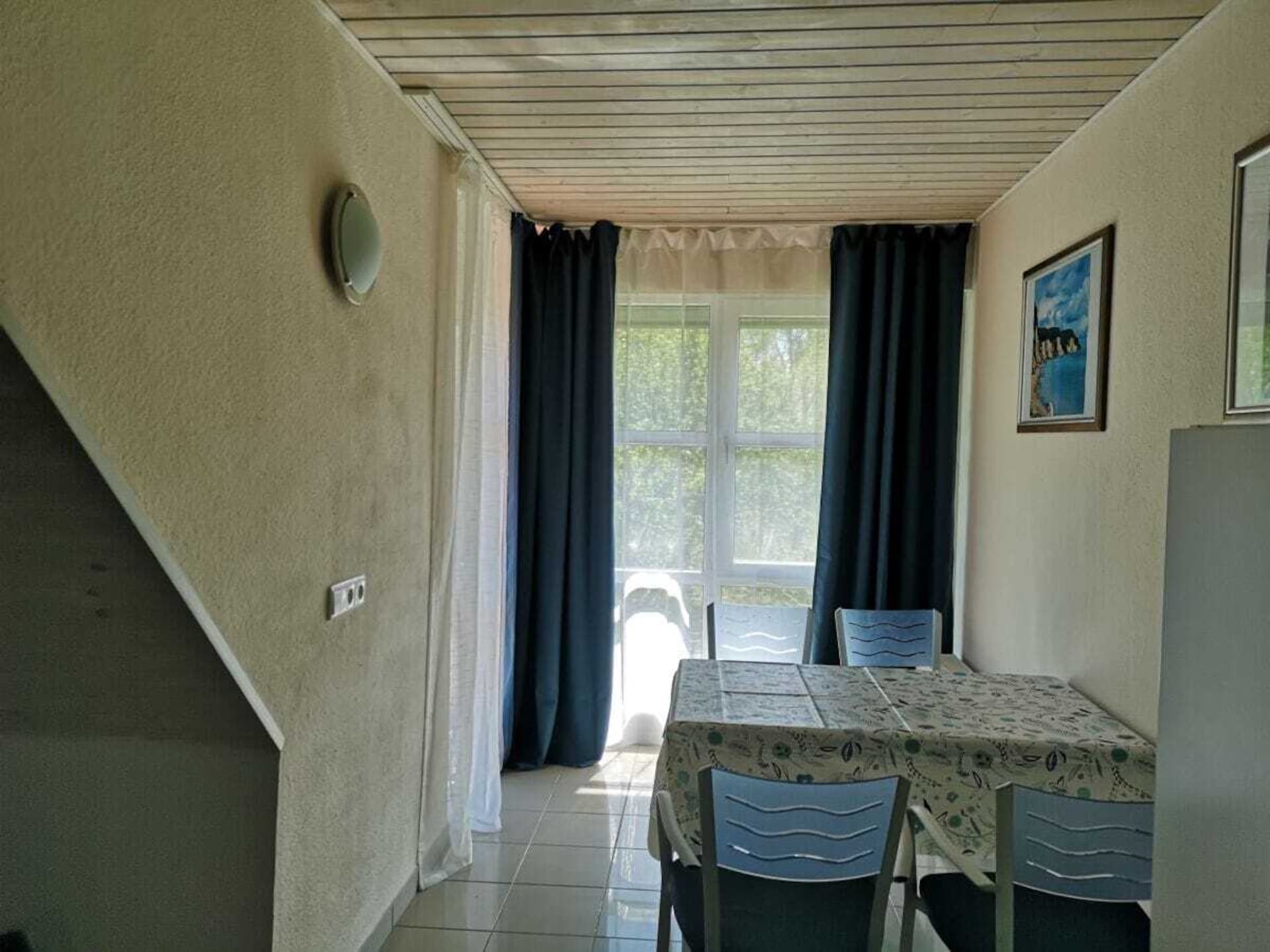 Knus zolderappartement met balkon op 300m van het centrum van Putgarten - foto 9