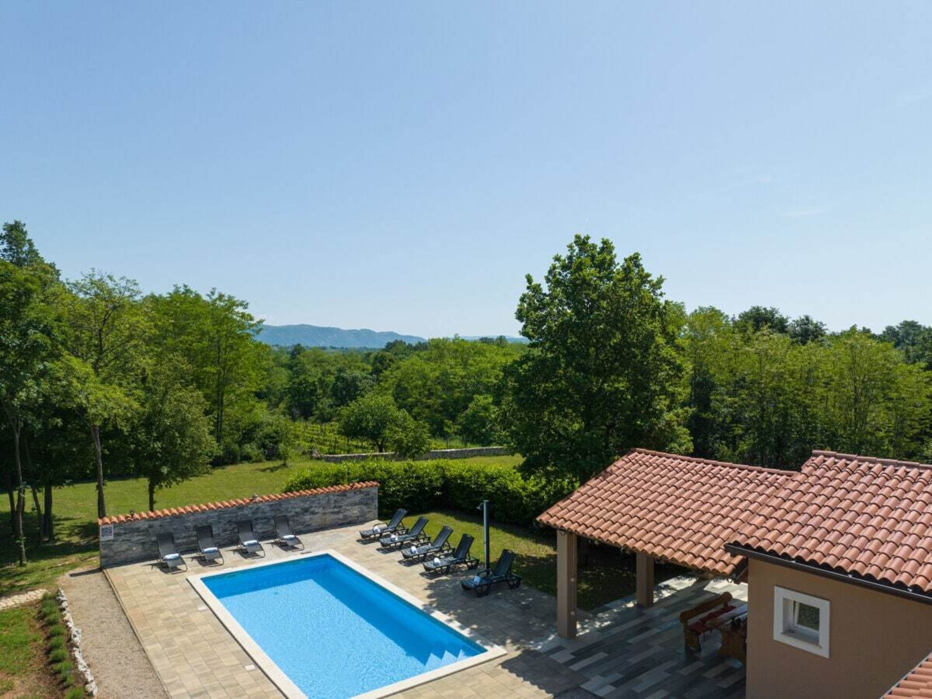 Villa St. Nikola: Ruim vakantiehuis voor 10 personen op 9400m² privéterrein - foto 2