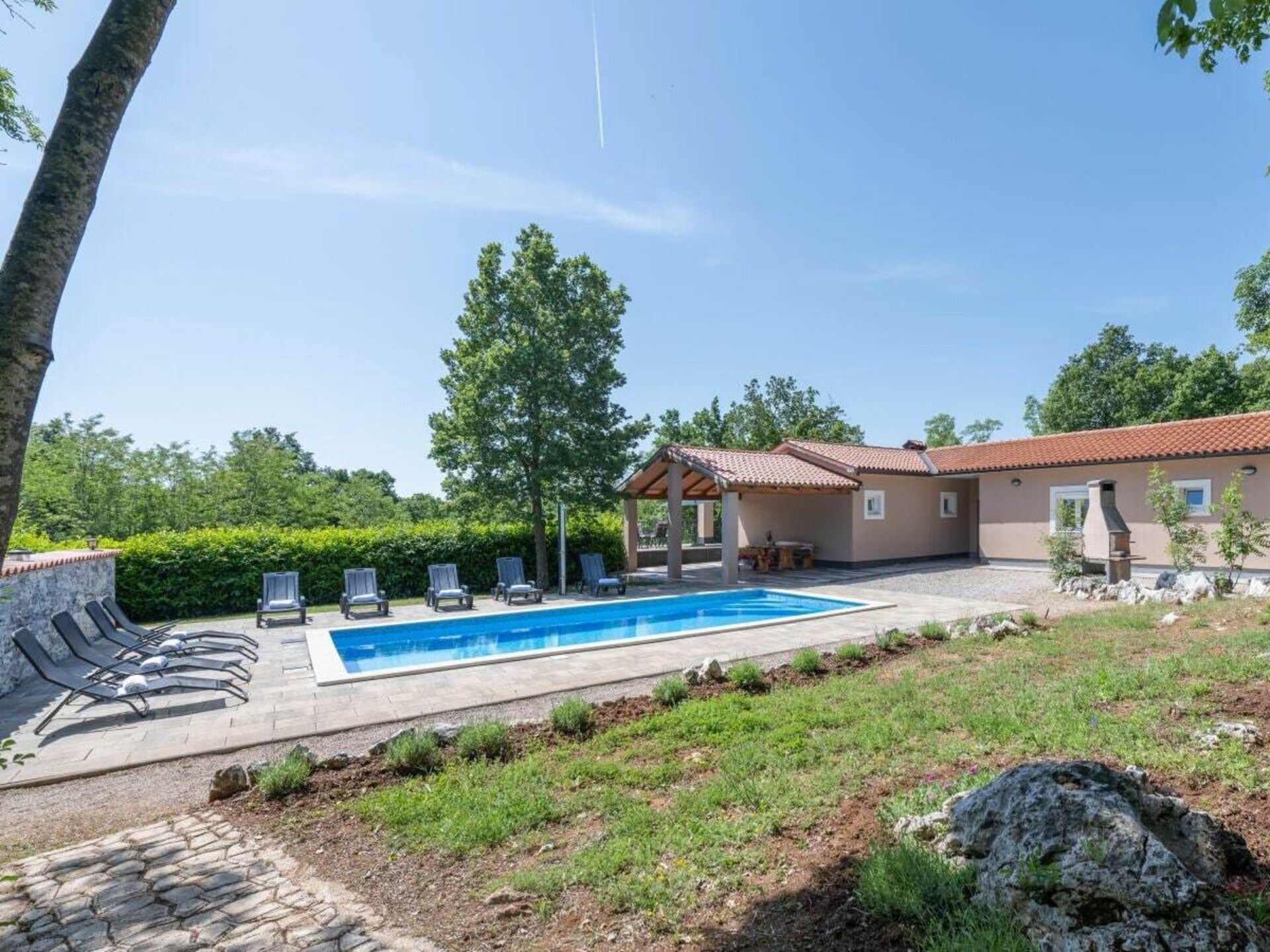 Villa St. Nikola: Ruim vakantiehuis voor 10 personen op 9400m² privéterrein - foto 9