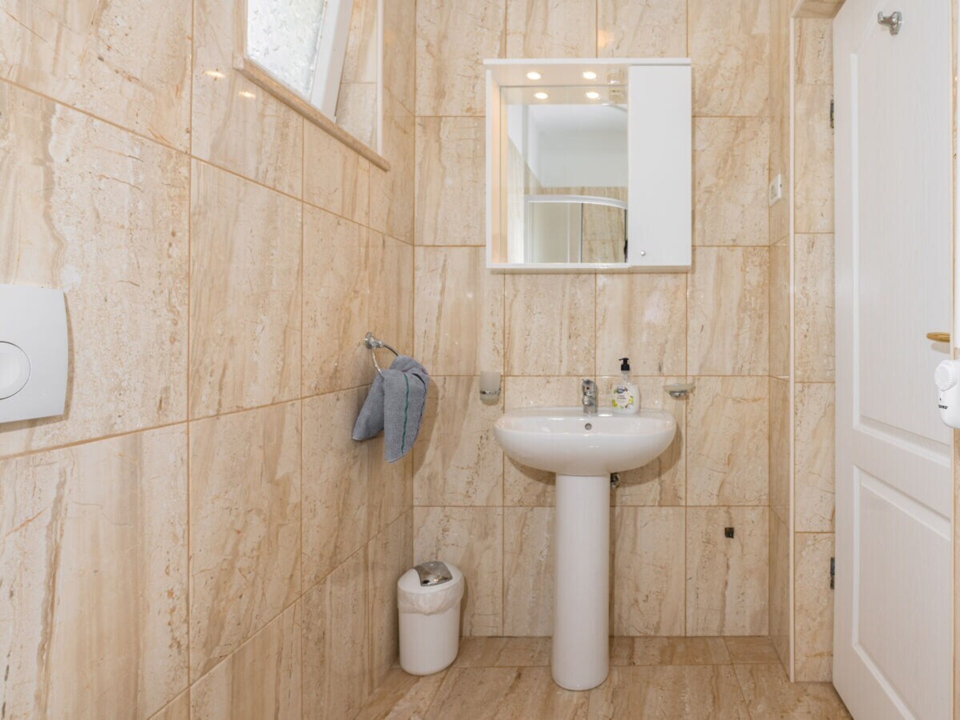 Villa St. Nikola: Ruim vakantiehuis voor 10 personen op 9400m² privéterrein - foto 35