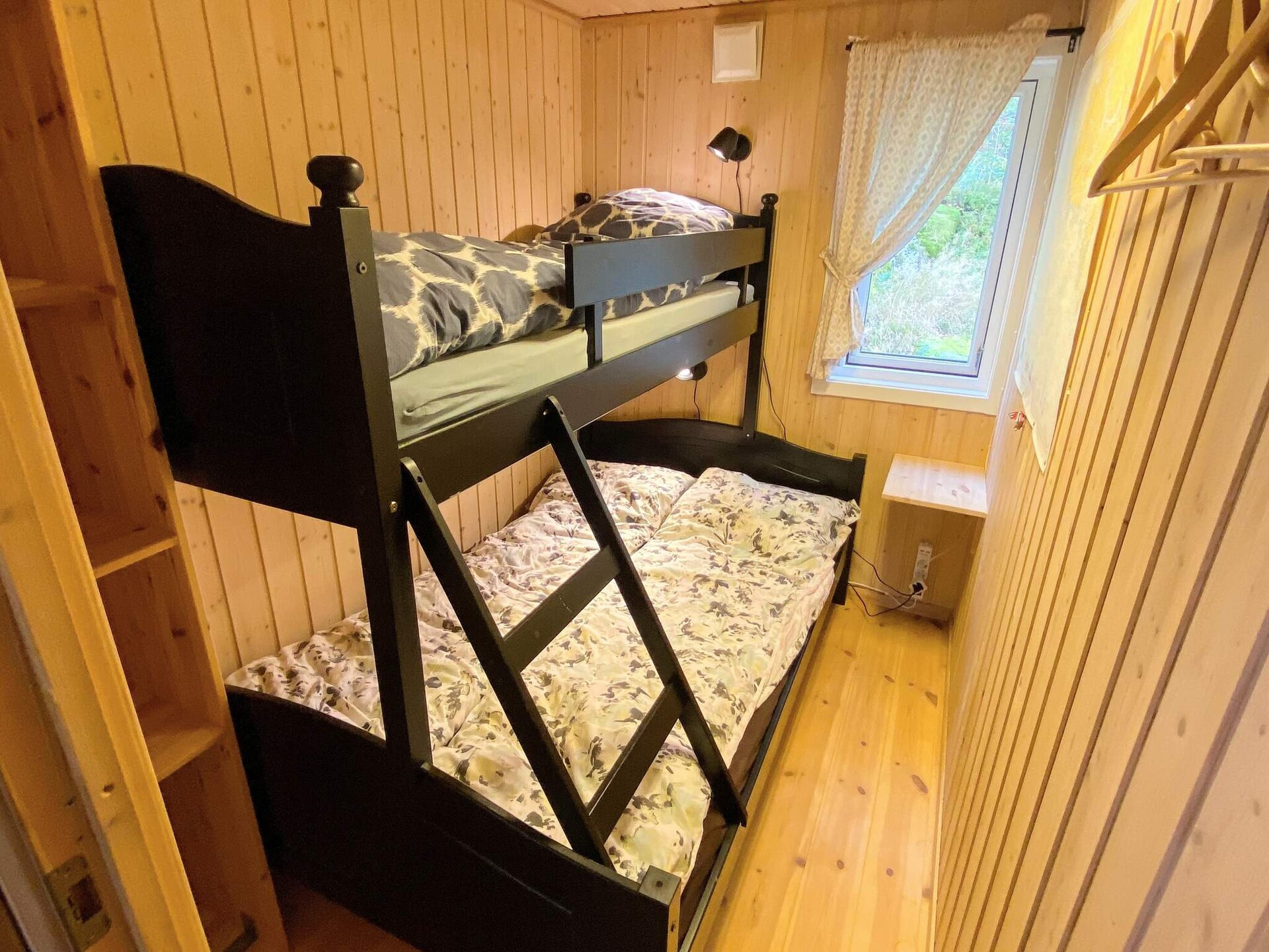 Traditioneel vakantiehuis Beritbu met panoramisch uitzicht bij Lyngdal - foto 24