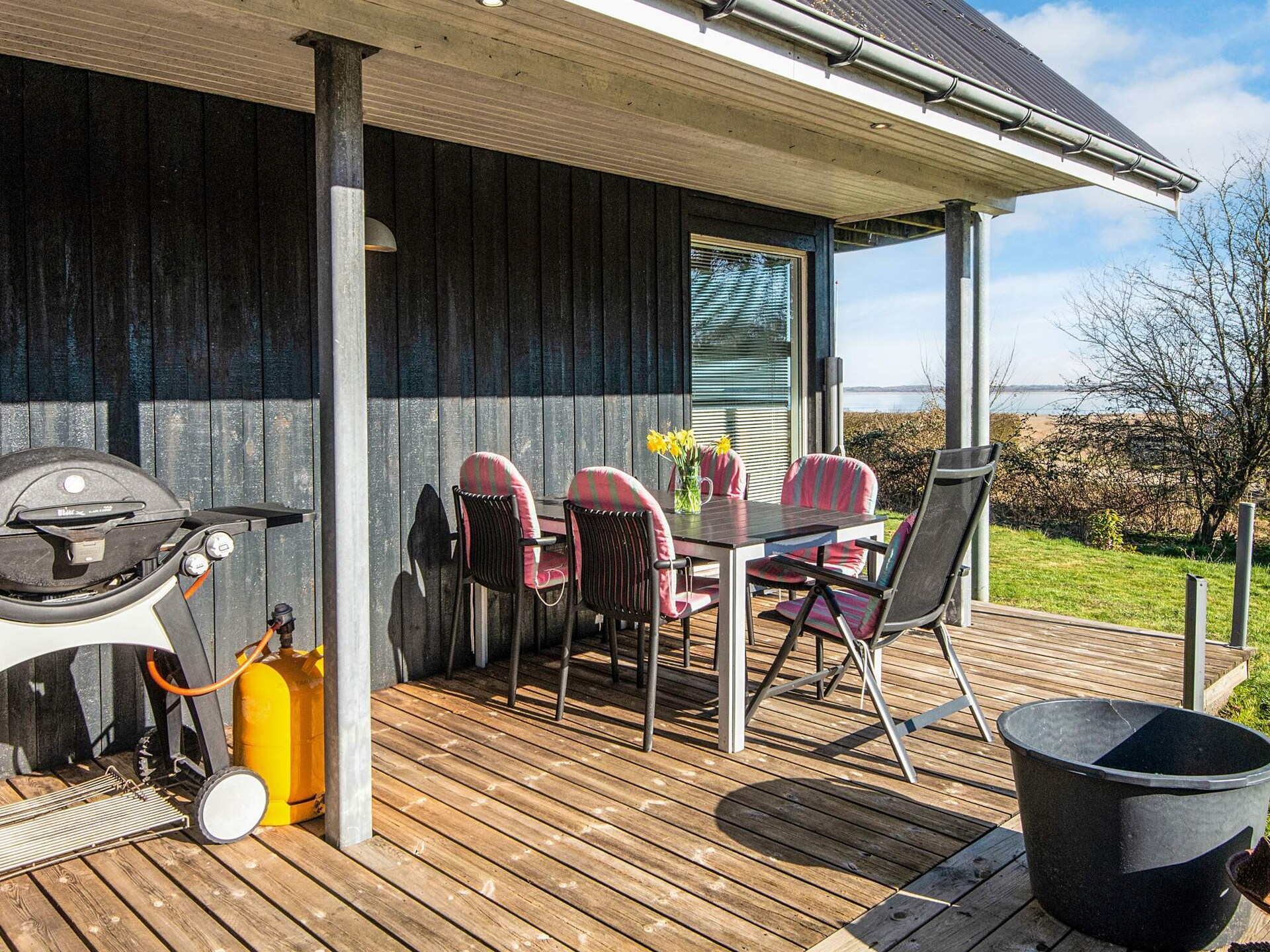 Stijlvol vakantiehuis met whirlpool en panoramisch uitzicht op de Limfjord - foto 2