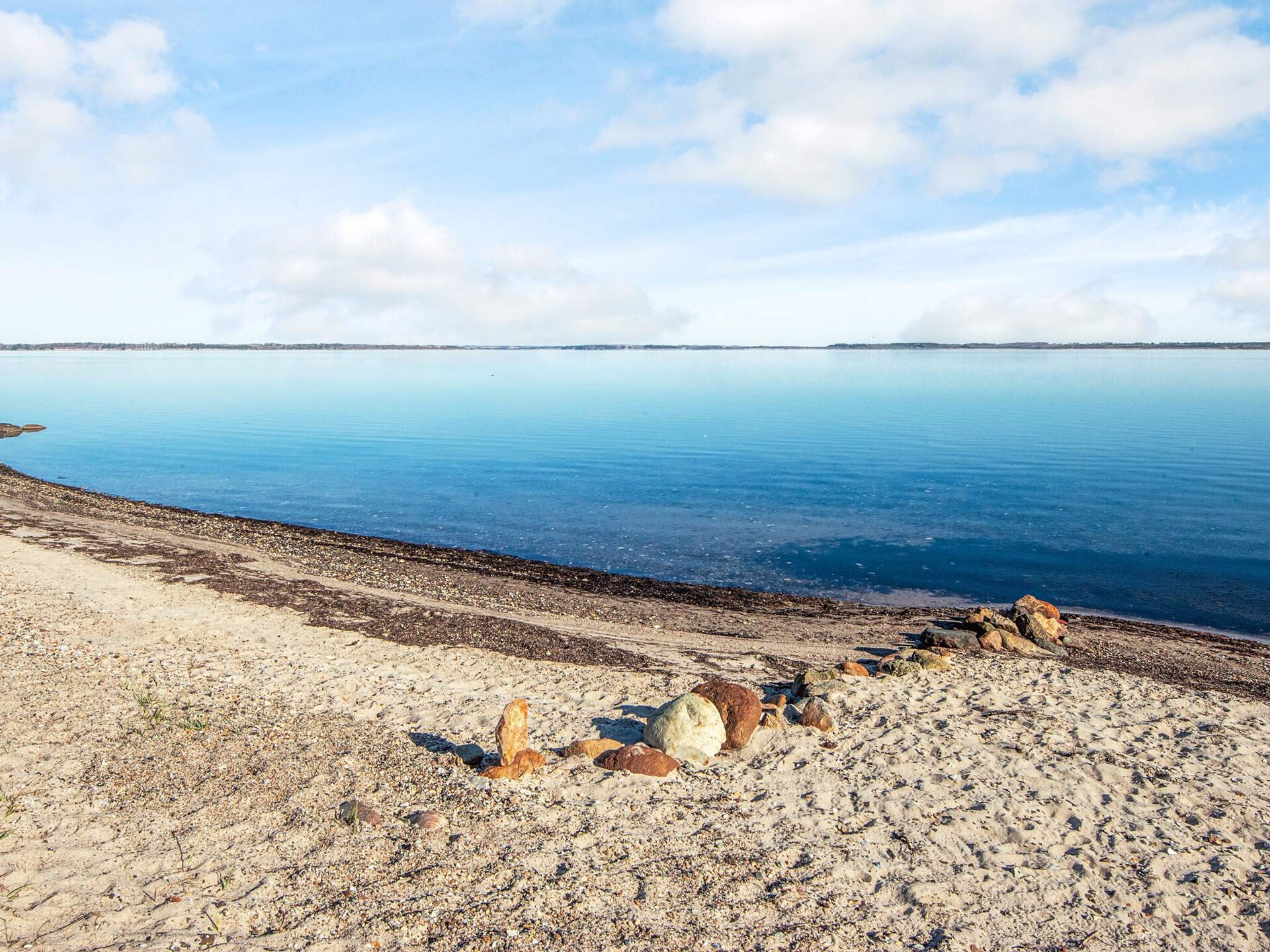 Stijlvol vakantiehuis met whirlpool en panoramisch uitzicht op de Limfjord - foto 21