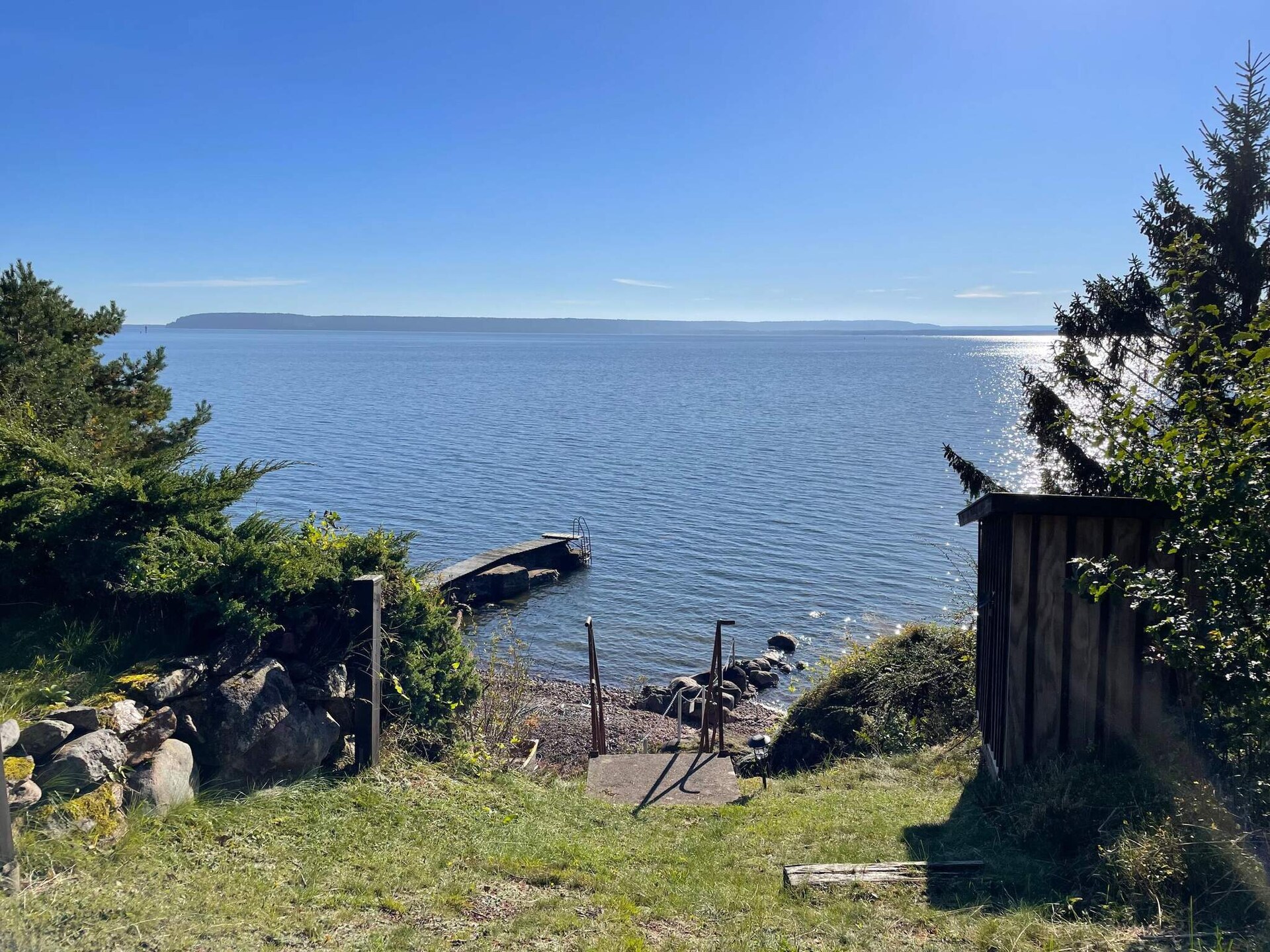Lichte vakantiewoning met balkon en zicht op het Vänermeer bij Frändefors - foto 5