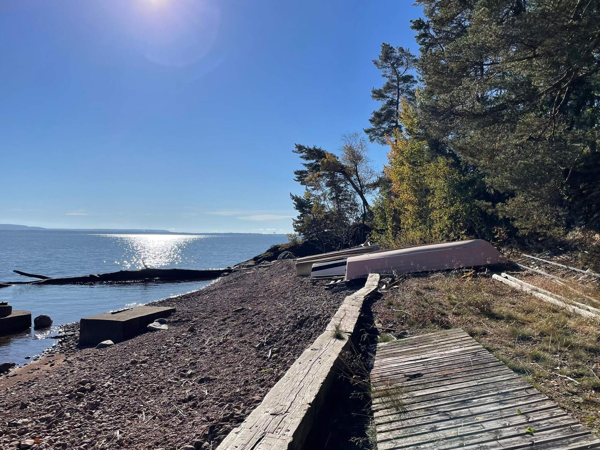 Lichte vakantiewoning met balkon en zicht op het Vänermeer bij Frändefors - foto 17