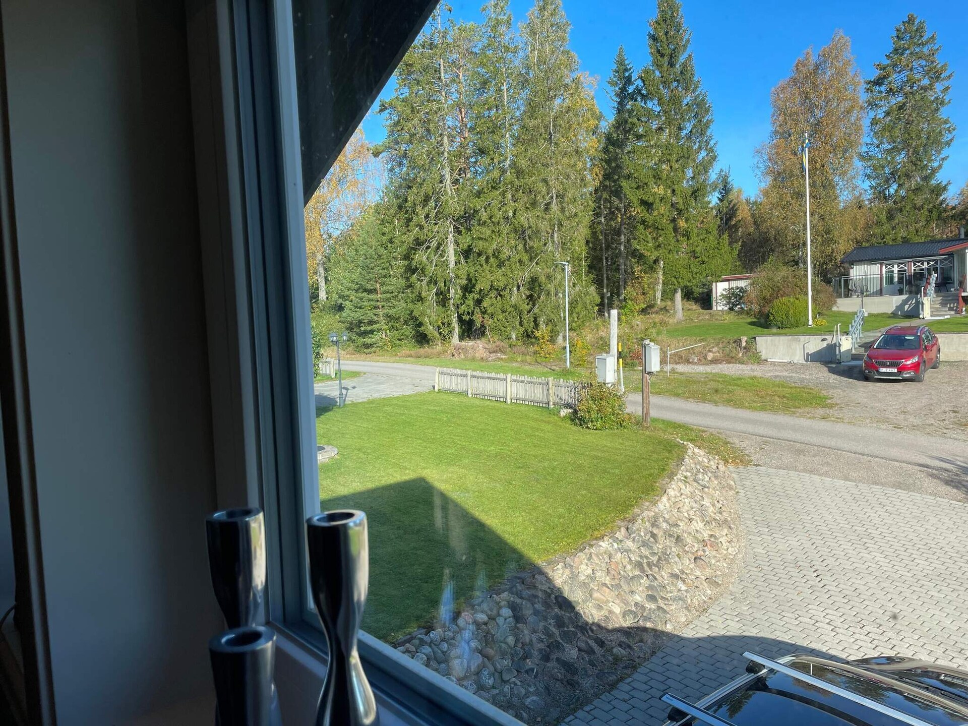 Lichte vakantiewoning met balkon en zicht op het Vänermeer bij Frändefors - foto 35