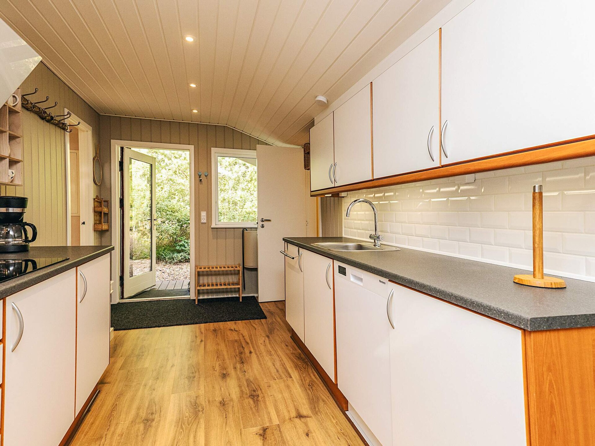 Compleet gerenoveerd vakantiehuis aan de golfbaan bij Ålbæk - foto 16