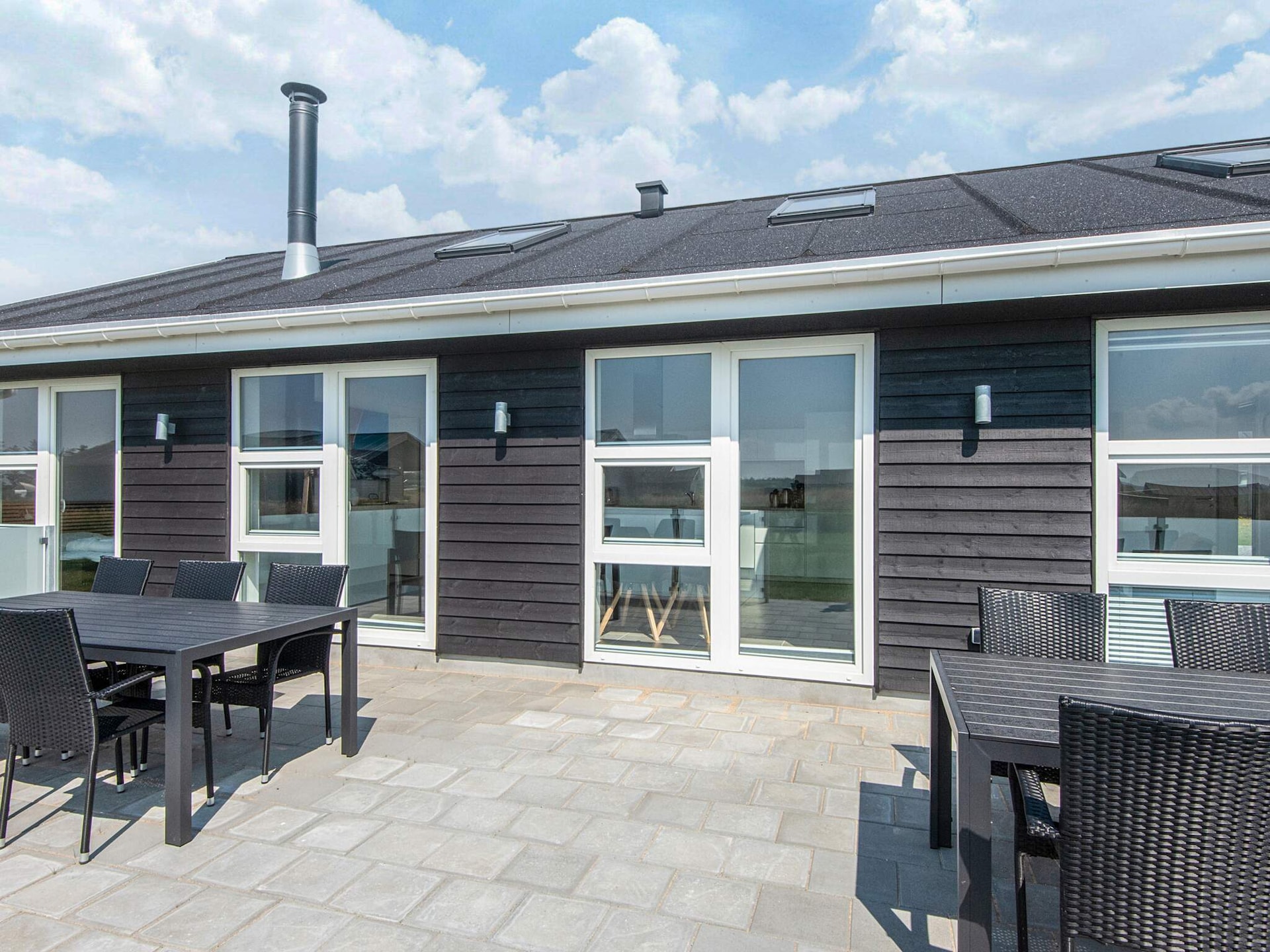 Nieuw vakantiehuis (2025) met whirlpool, sauna en activiteitenruimte bij Grønhøj Strand - foto 33