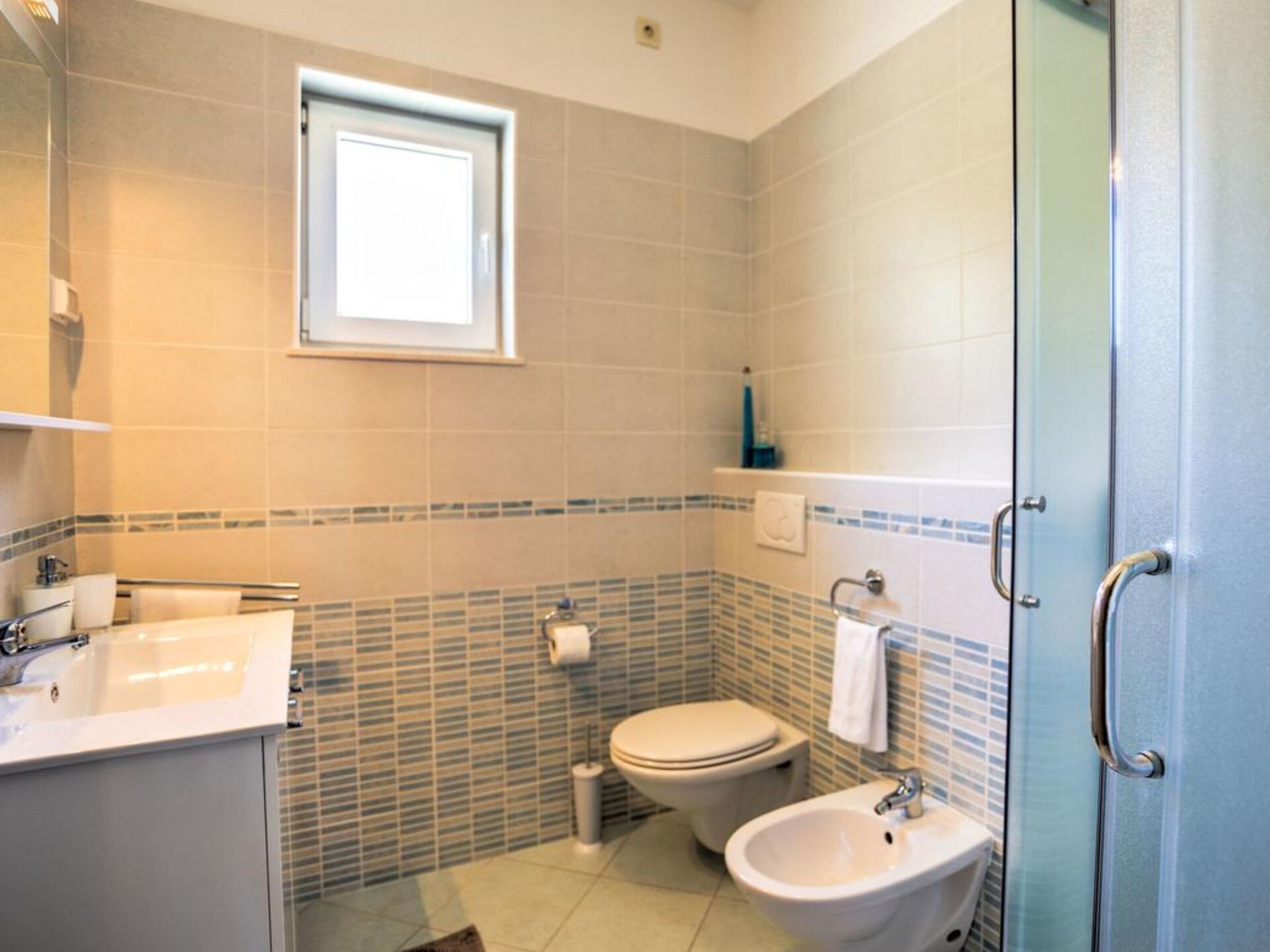 4-persoons appartement in Brsec met zeezicht en gedeeld zwembad - foto 5