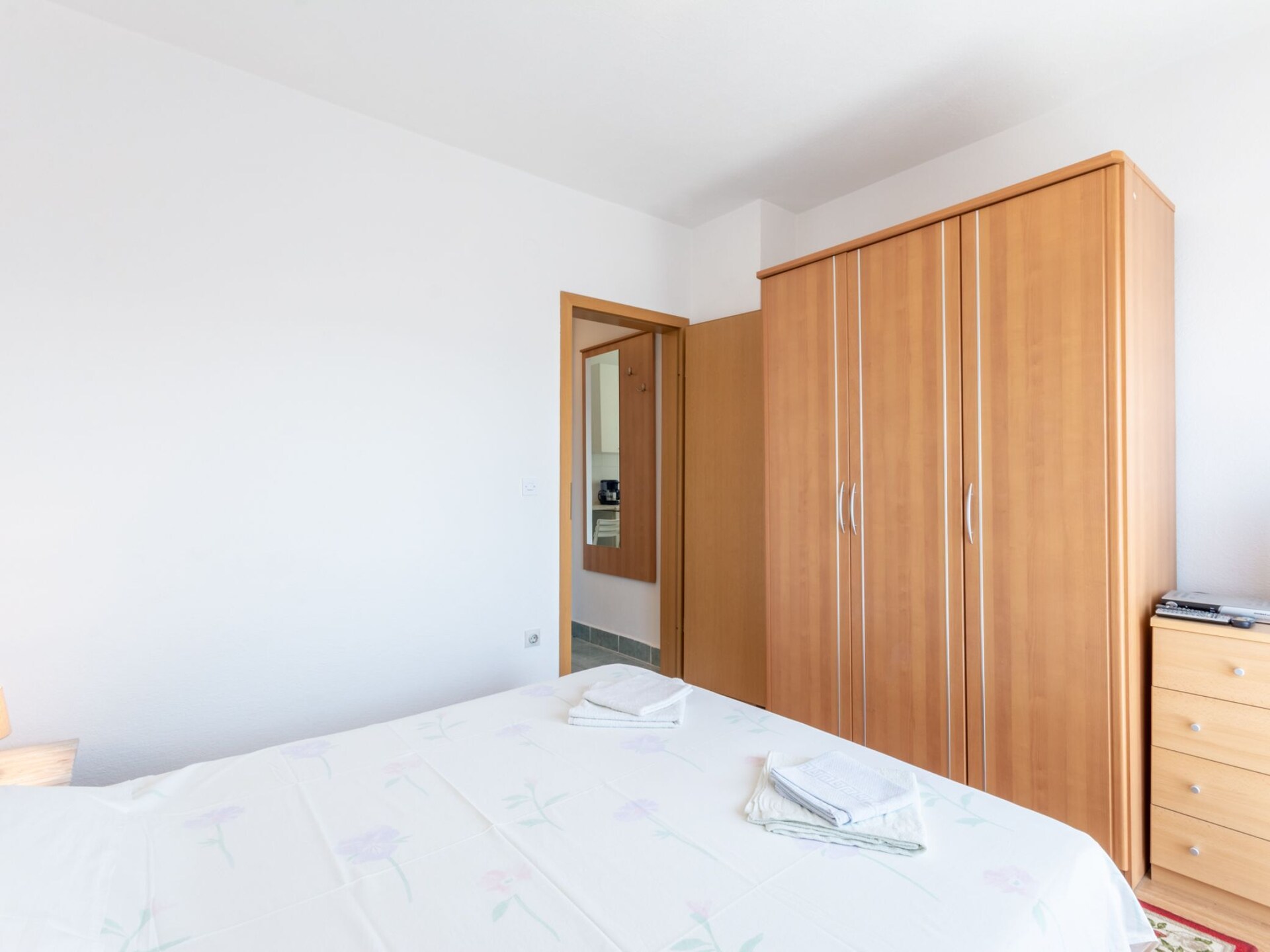Knus appartement met balkon op 200m van zee in historisch Trogir - foto 3