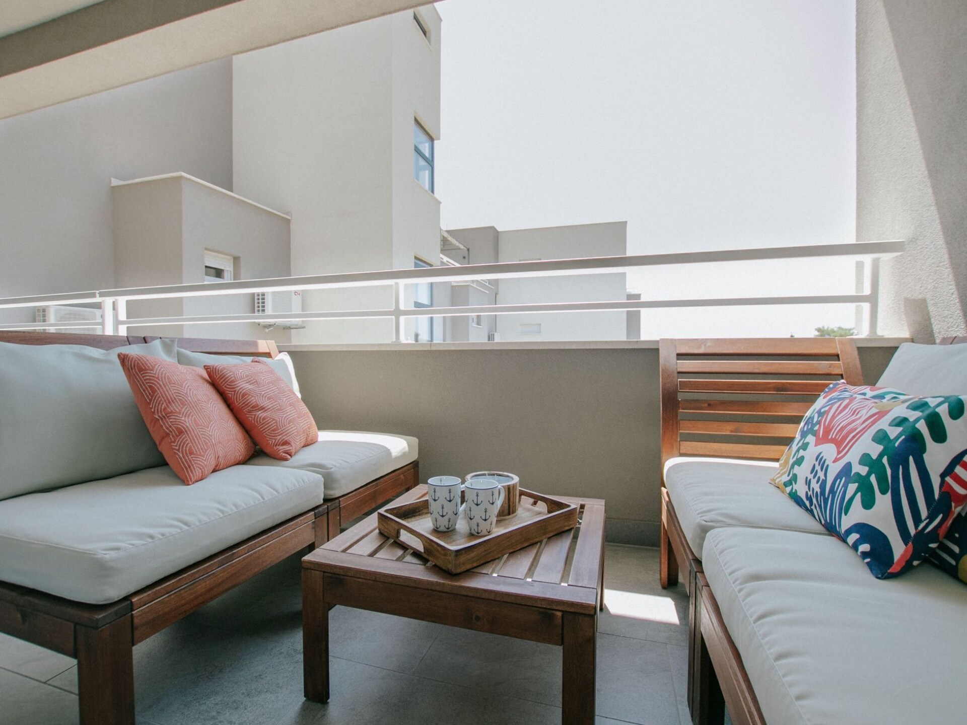 Tweeslaapkamerappartement met balkon en uitzicht op zee in Trogir - foto 19