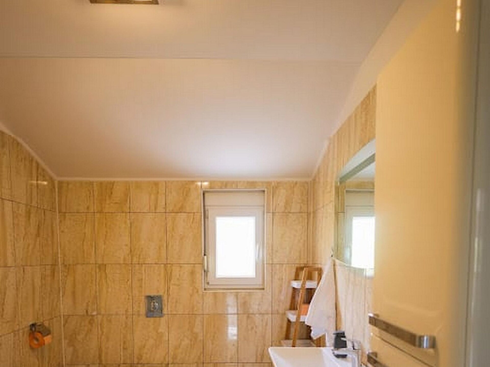 16-persoons luxe villa met privézwembad in Kastel Novi - foto 16