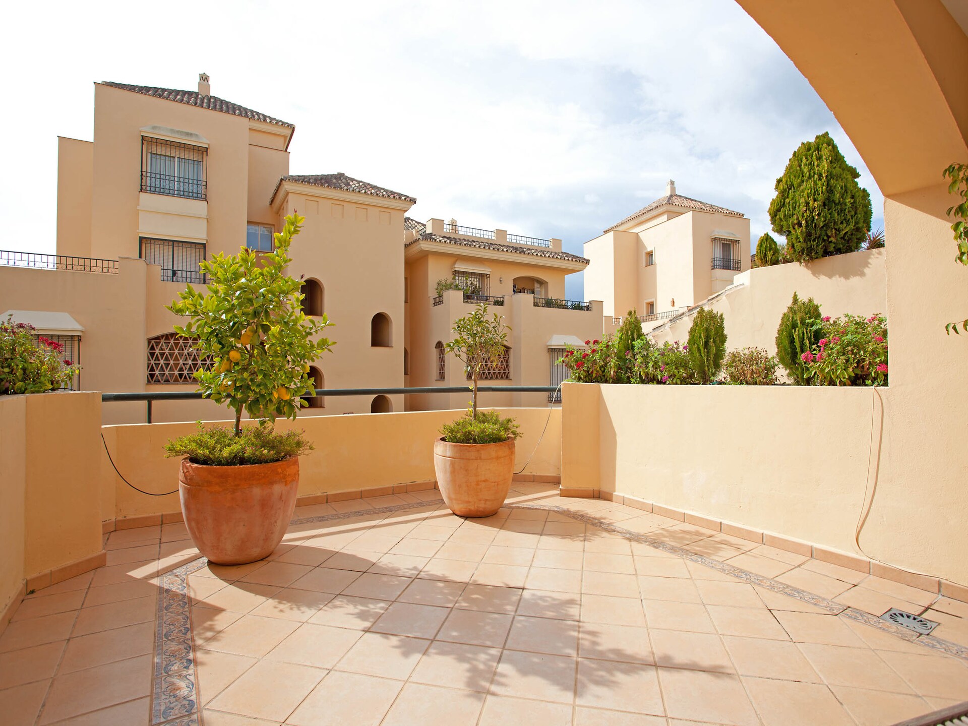 Golfappartement Marbella: 2 slaapkamers, terras & zwembad op 1 km van strand - foto 20