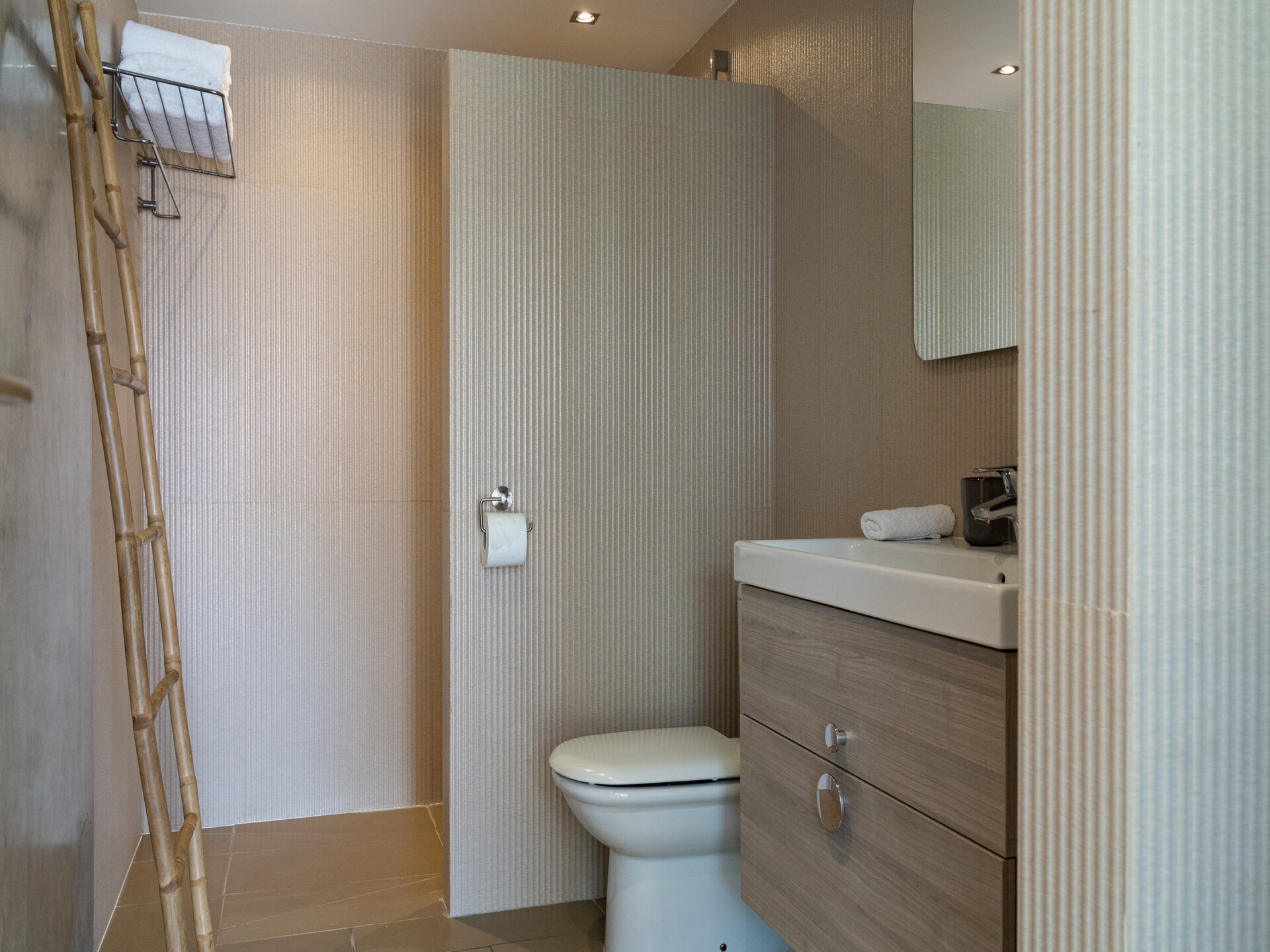 Villa Madrugada: Sfeervolle strandvilla met privézwembad in Costabella - foto 50